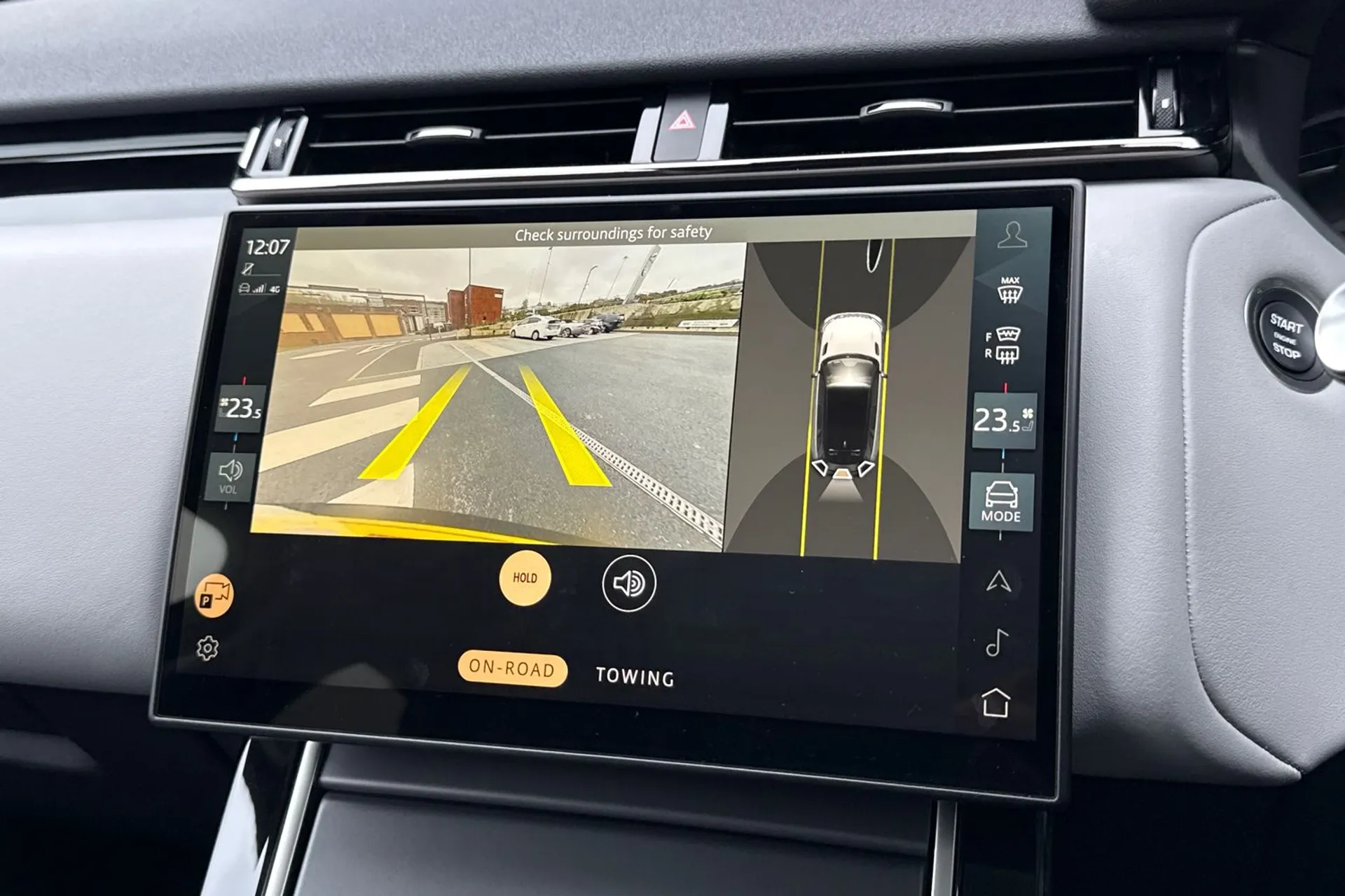 LAND ROVER RANGE ROVER VELAR thumbnail image number 5