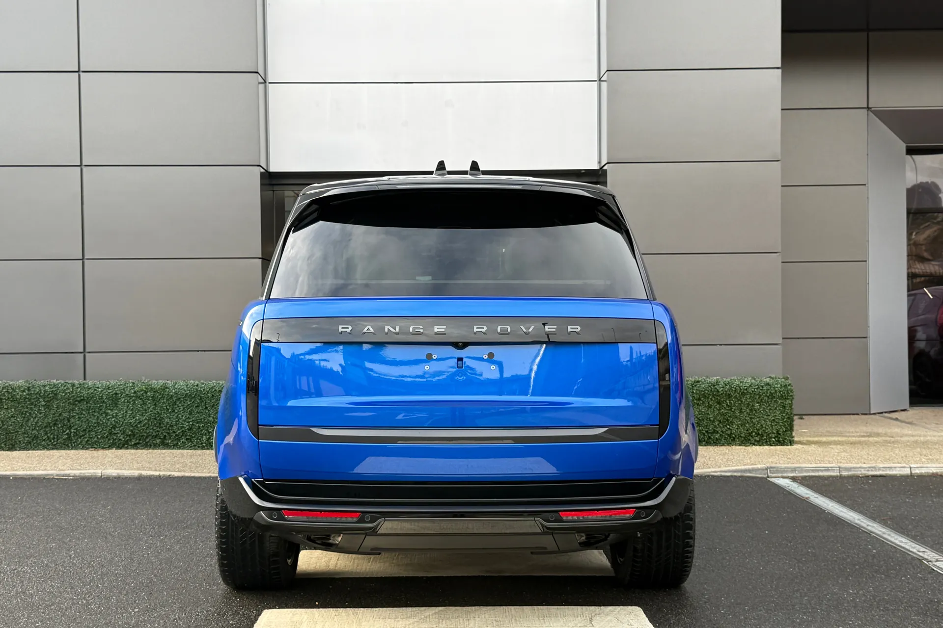 LAND ROVER RANGE ROVER thumbnail image number 15