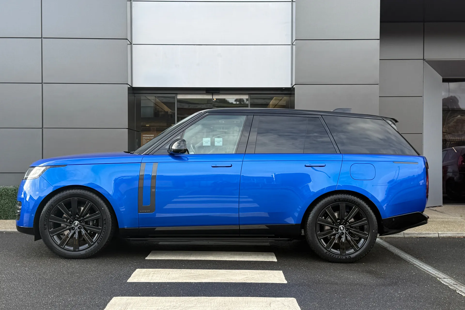 LAND ROVER RANGE ROVER thumbnail image number 6