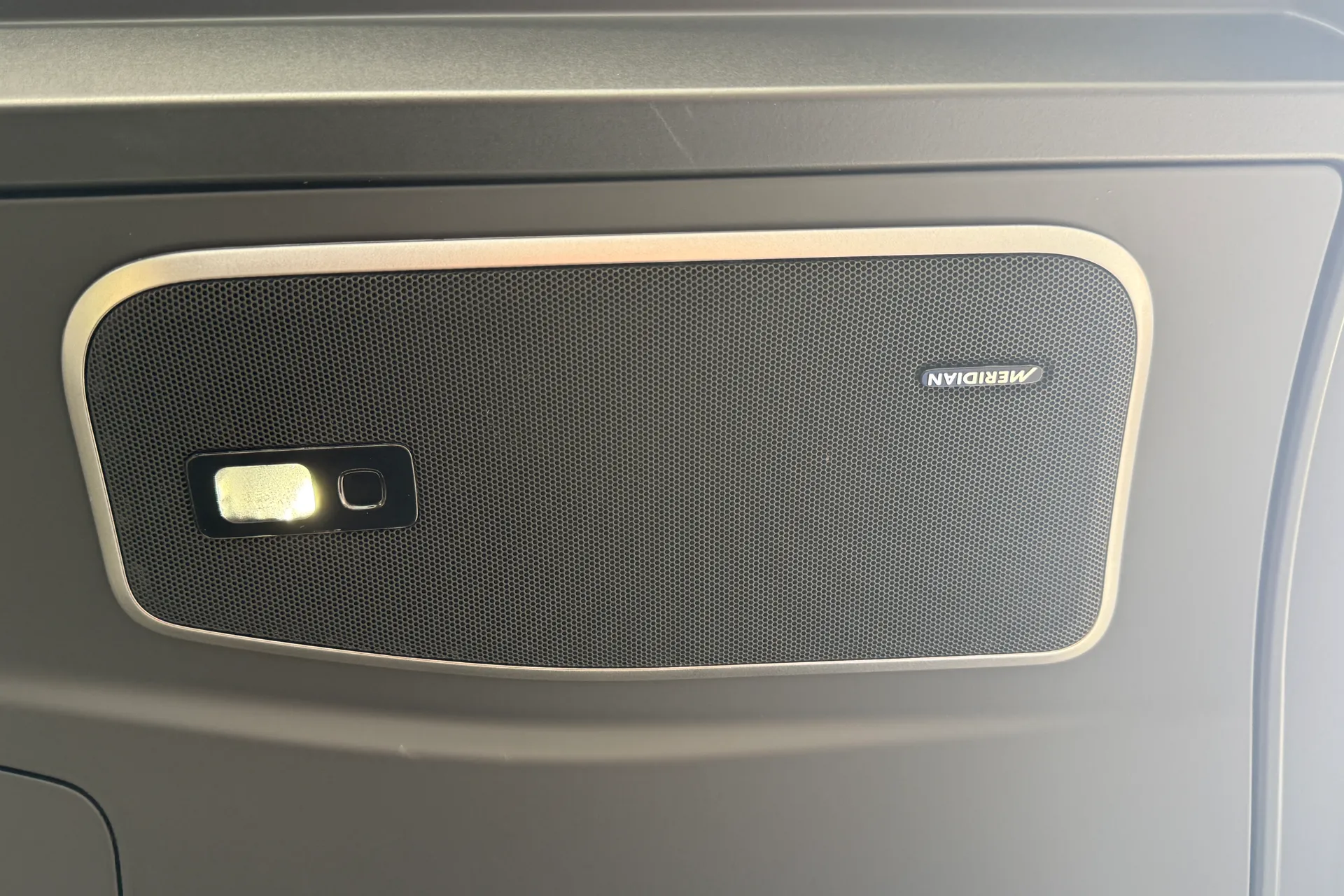 LAND ROVER RANGE ROVER thumbnail image number 49