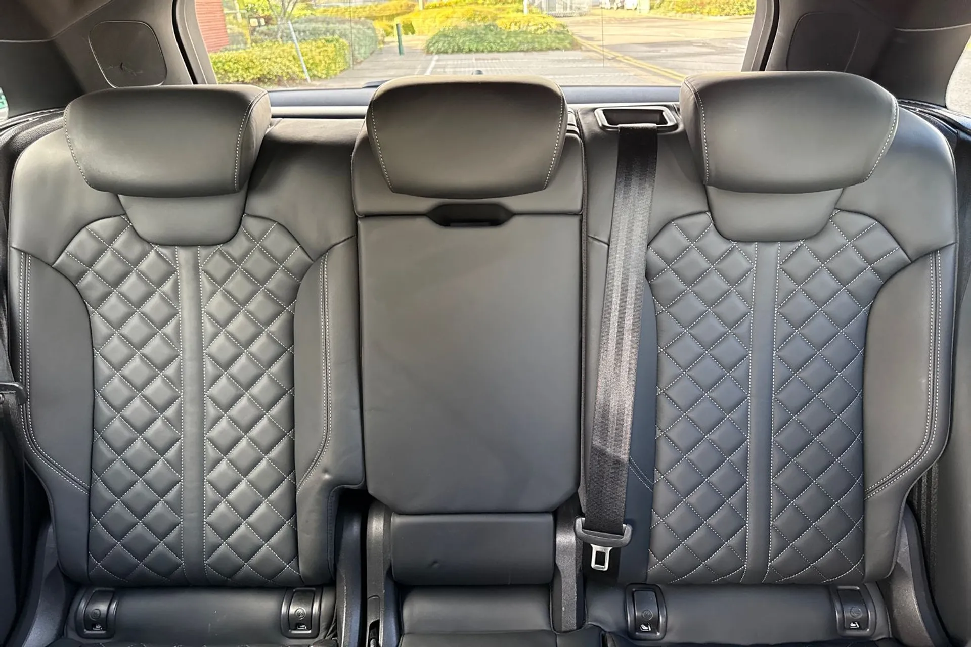 Audi Q5 thumbnail image number 36