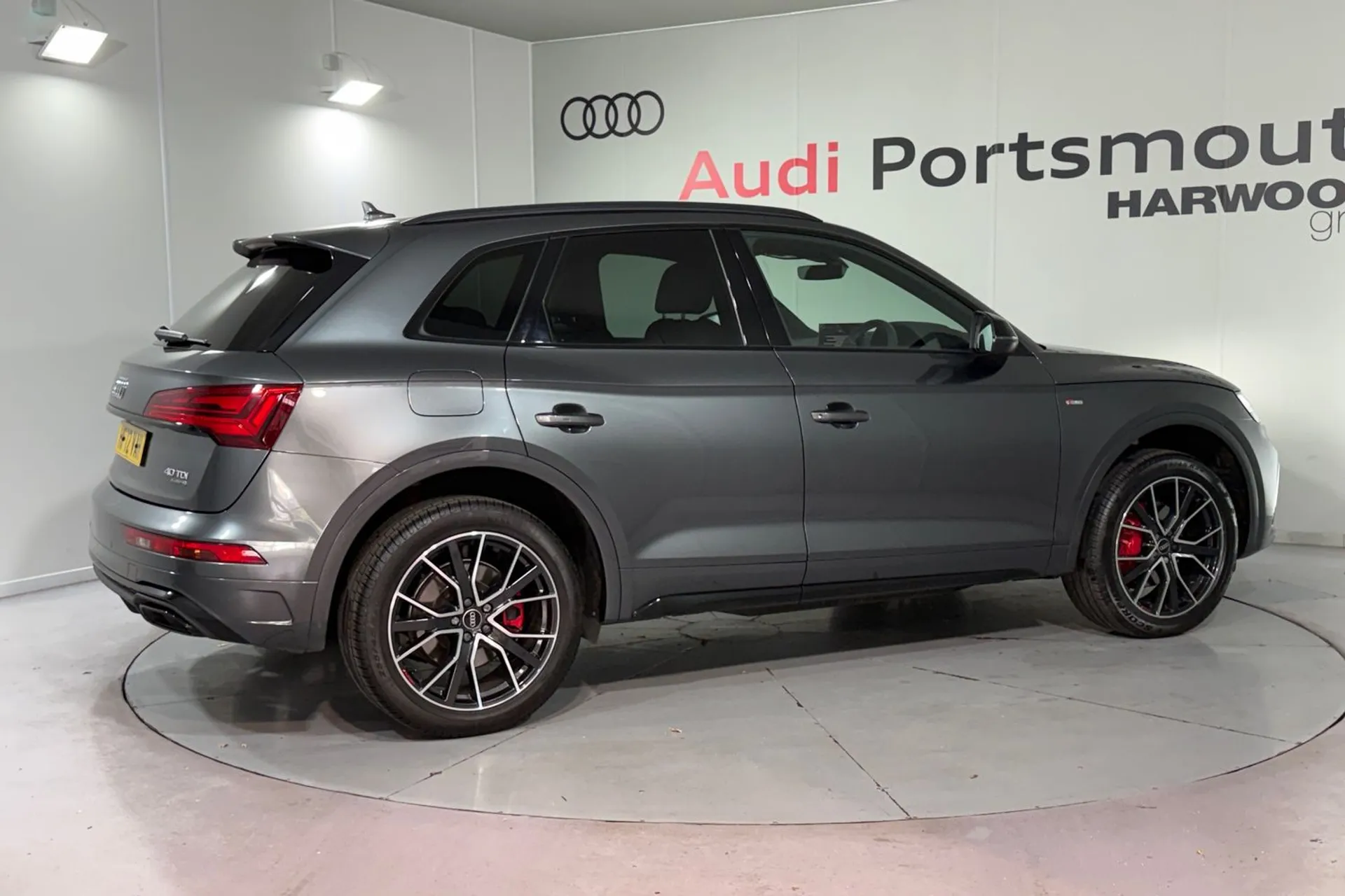 Audi Q5 thumbnail image number 9