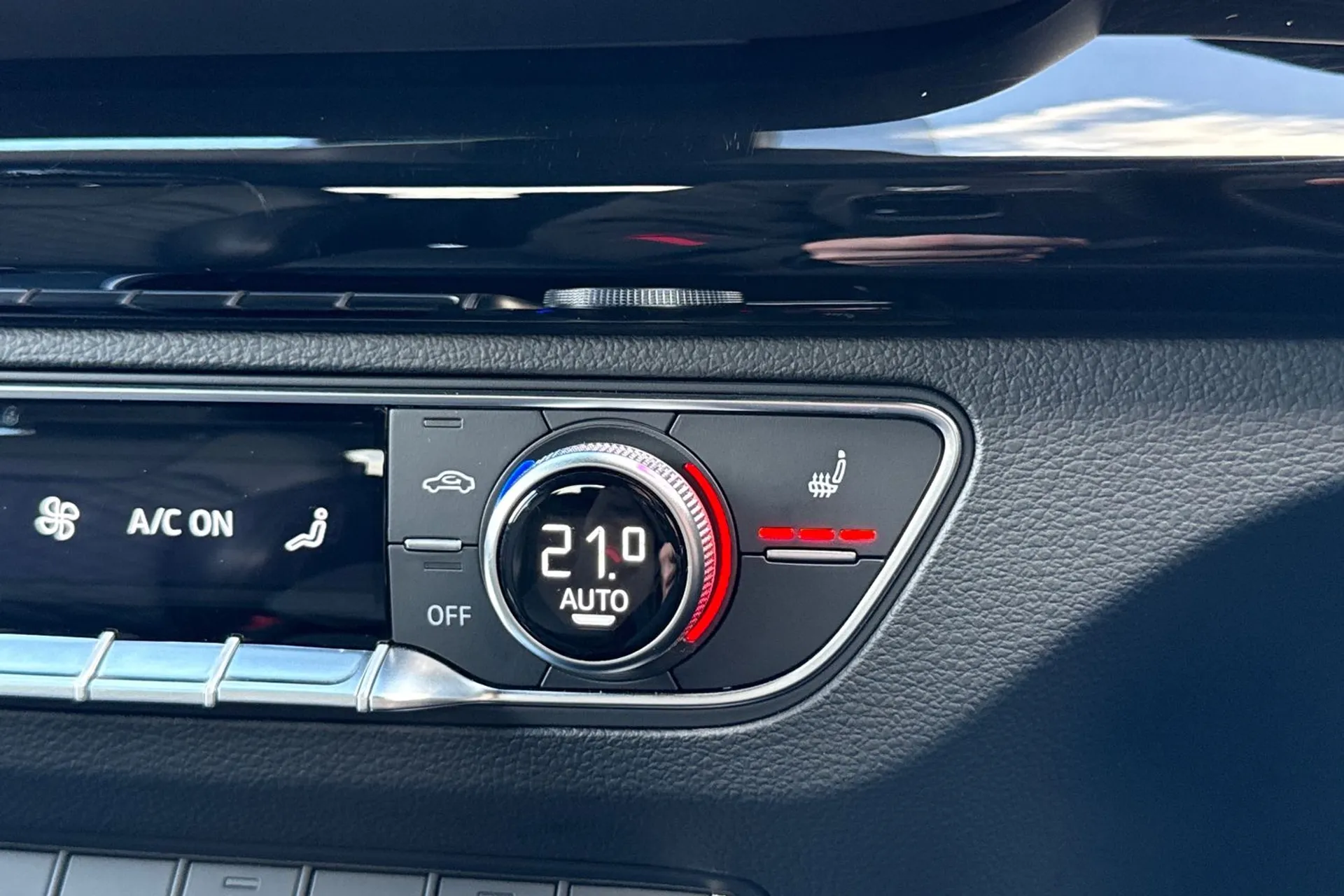 Audi Q5 thumbnail image number 35