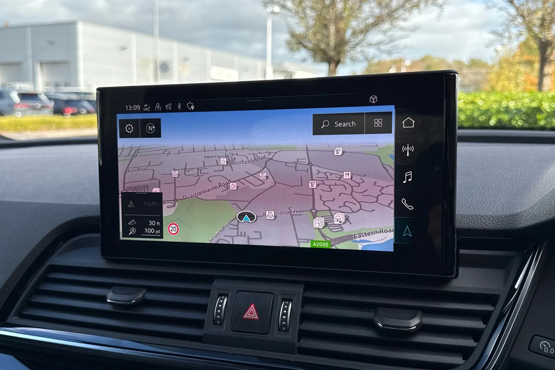 Audi Q5 thumbnail image number 40