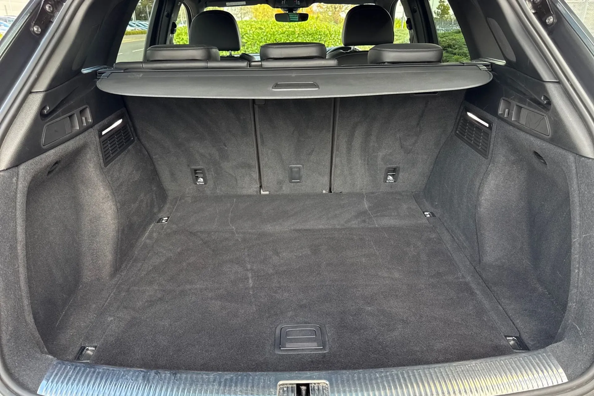 Audi Q5 thumbnail image number 19