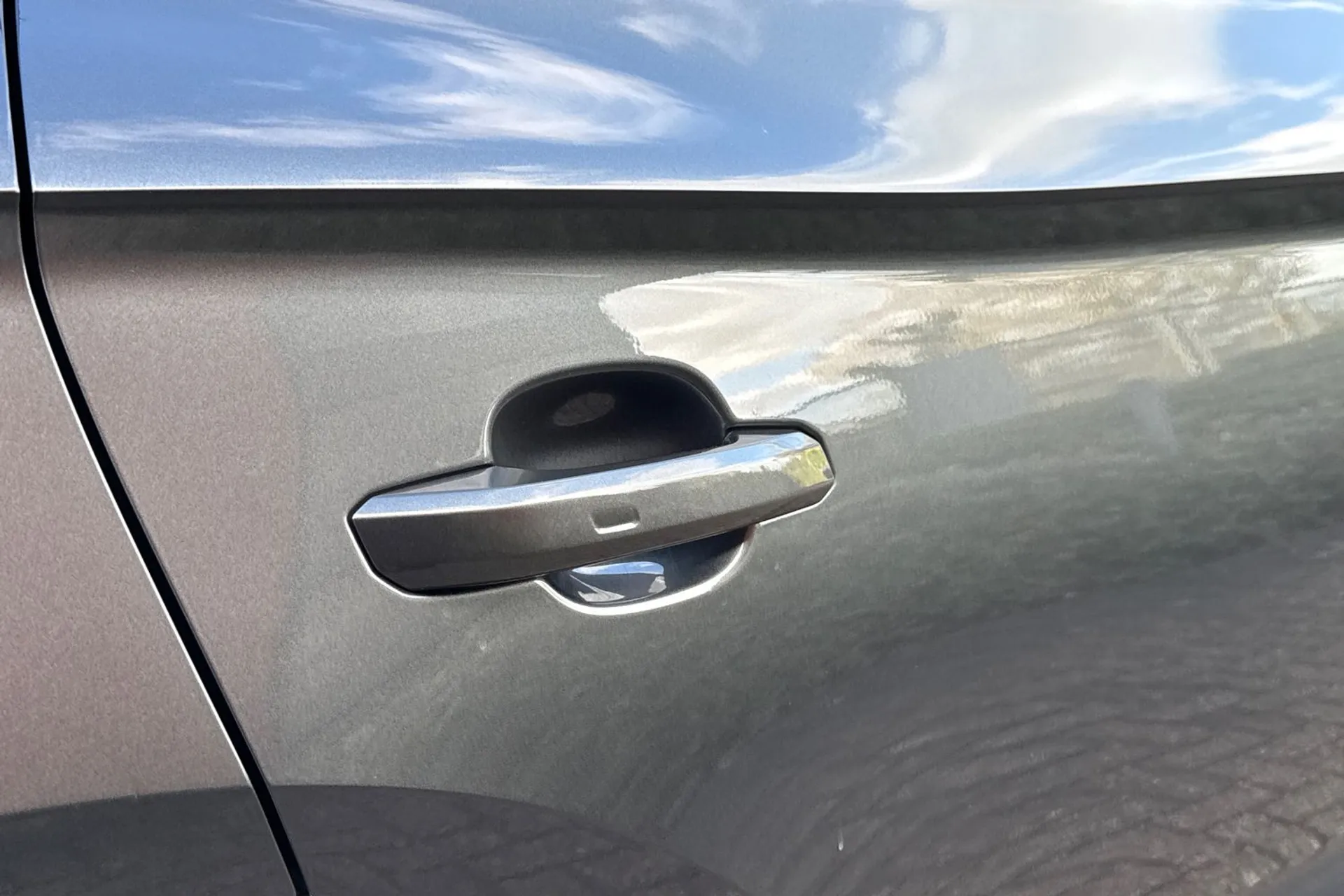 Audi Q5 thumbnail image number 17