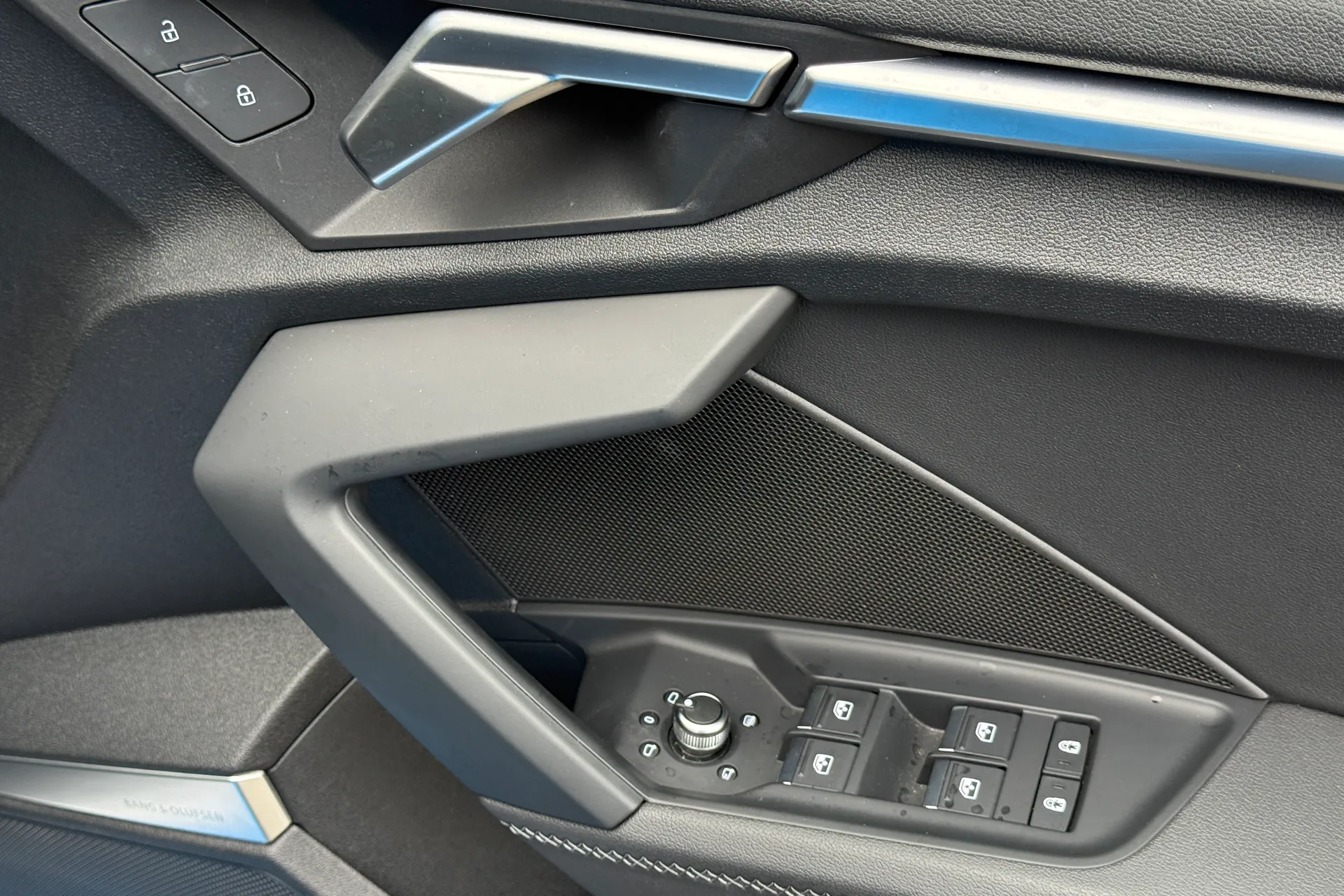 Audi A3 thumbnail image number 38