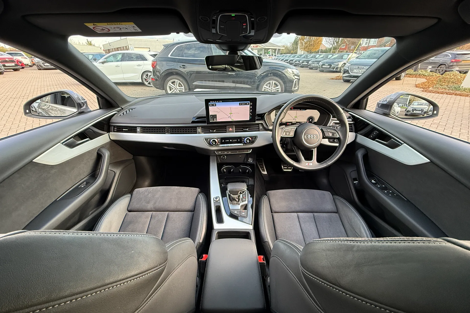 Audi A4 thumbnail image number 3