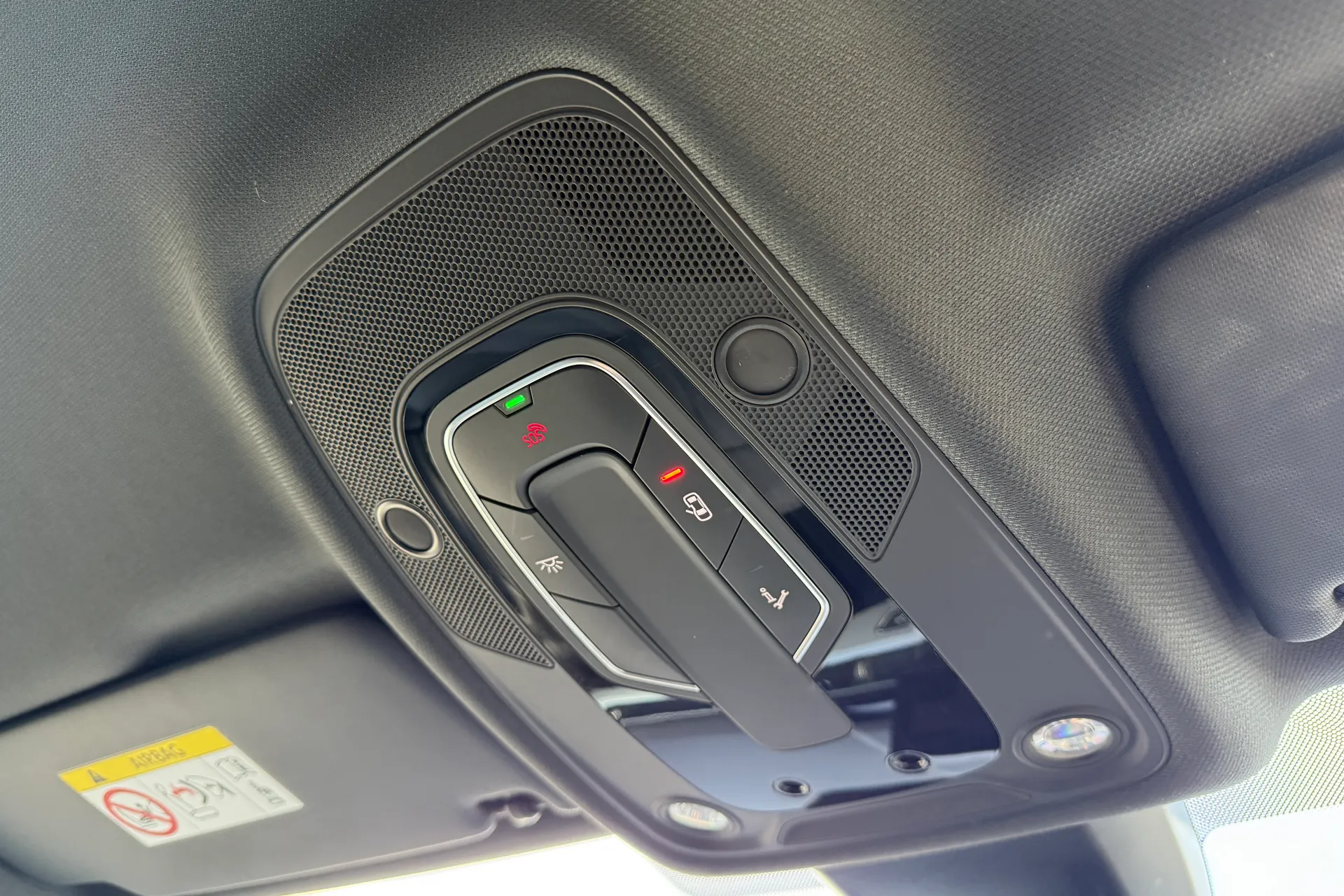 Audi A4 thumbnail image number 17