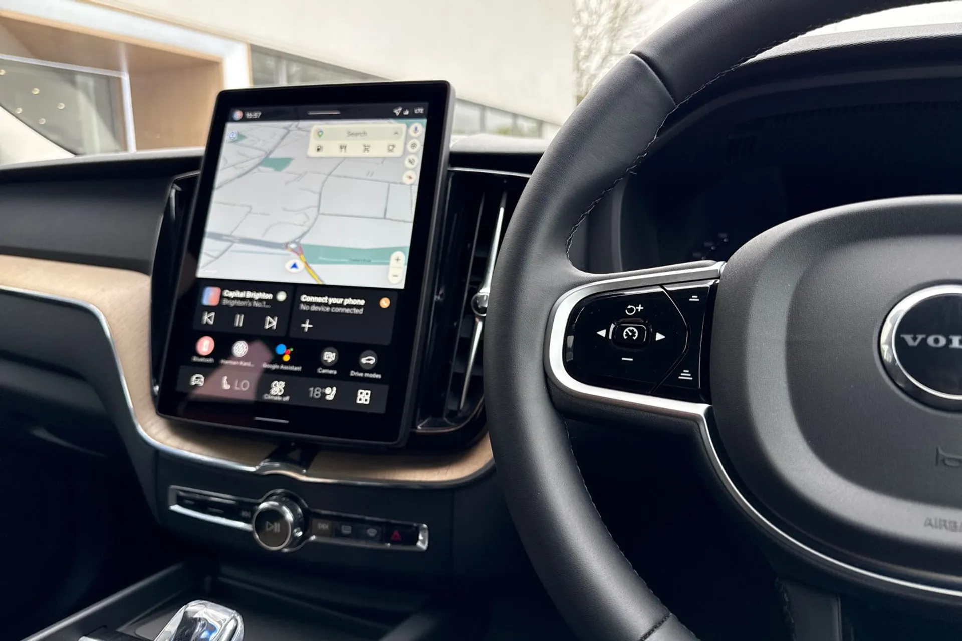 Volvo XC60 thumbnail image number 36