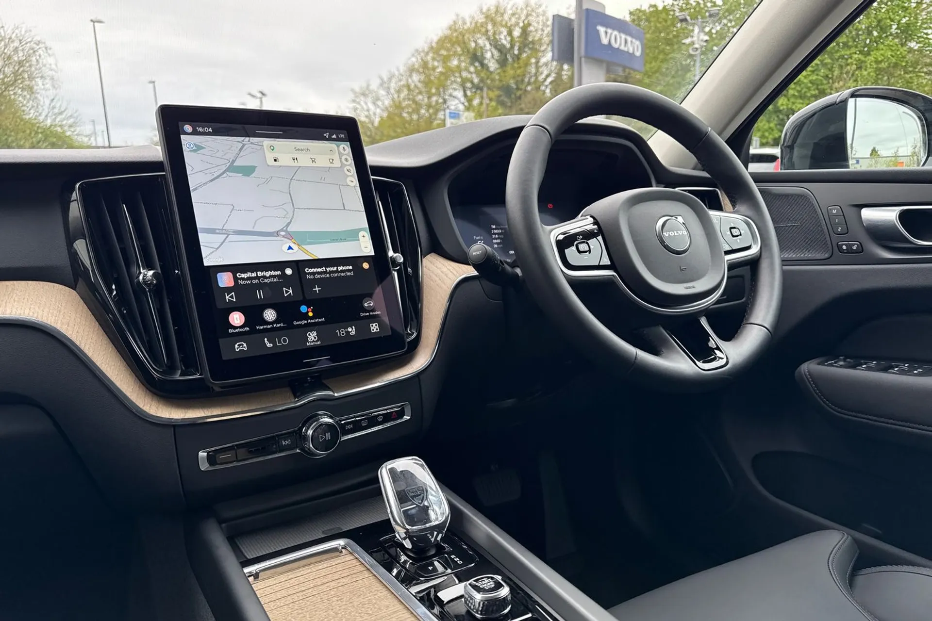 Volvo XC60 thumbnail image number 35