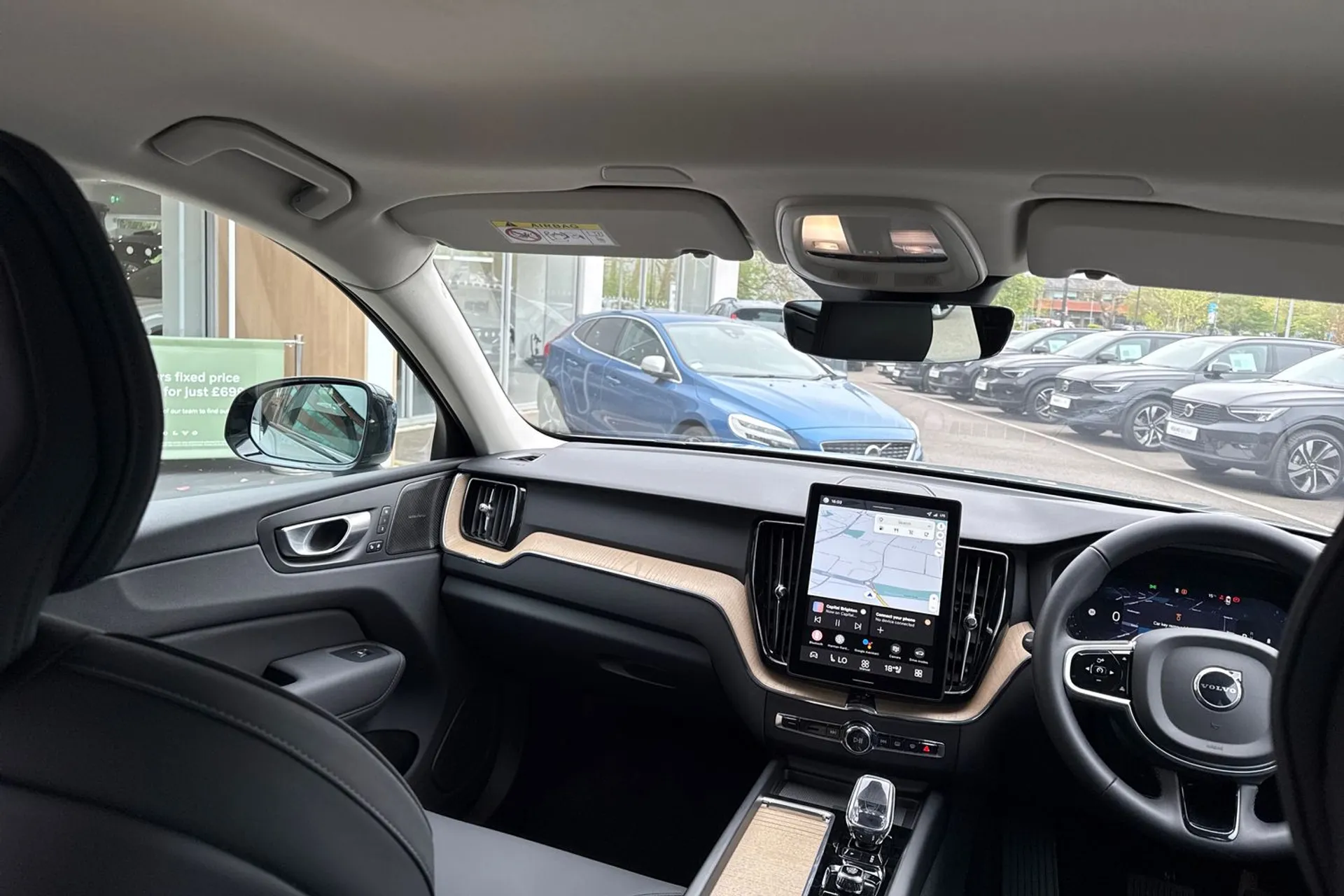 Volvo XC60 thumbnail image number 32