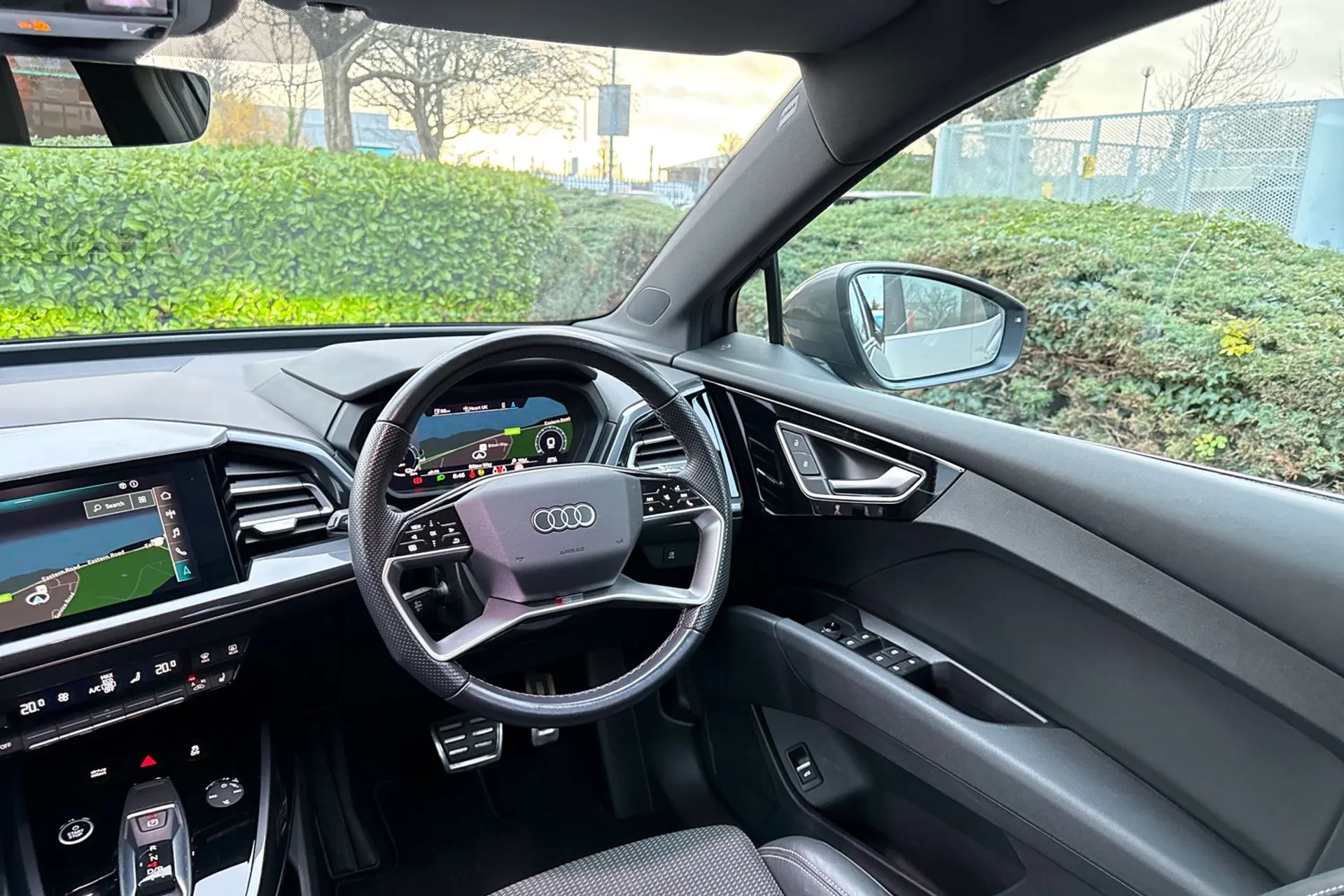 Audi Q4 thumbnail image number 39