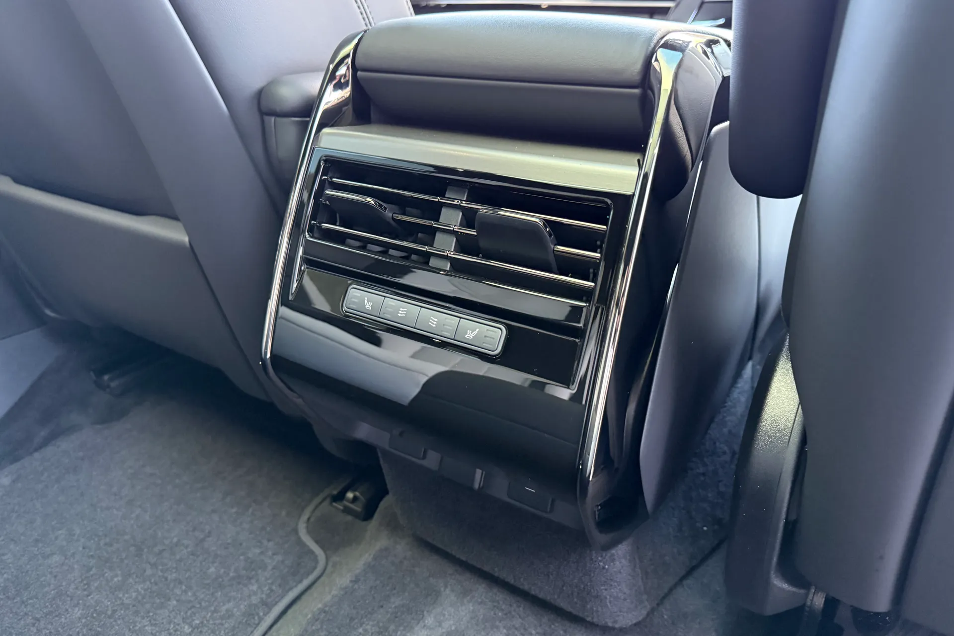 LAND ROVER RANGE ROVER SPORT thumbnail image number 18