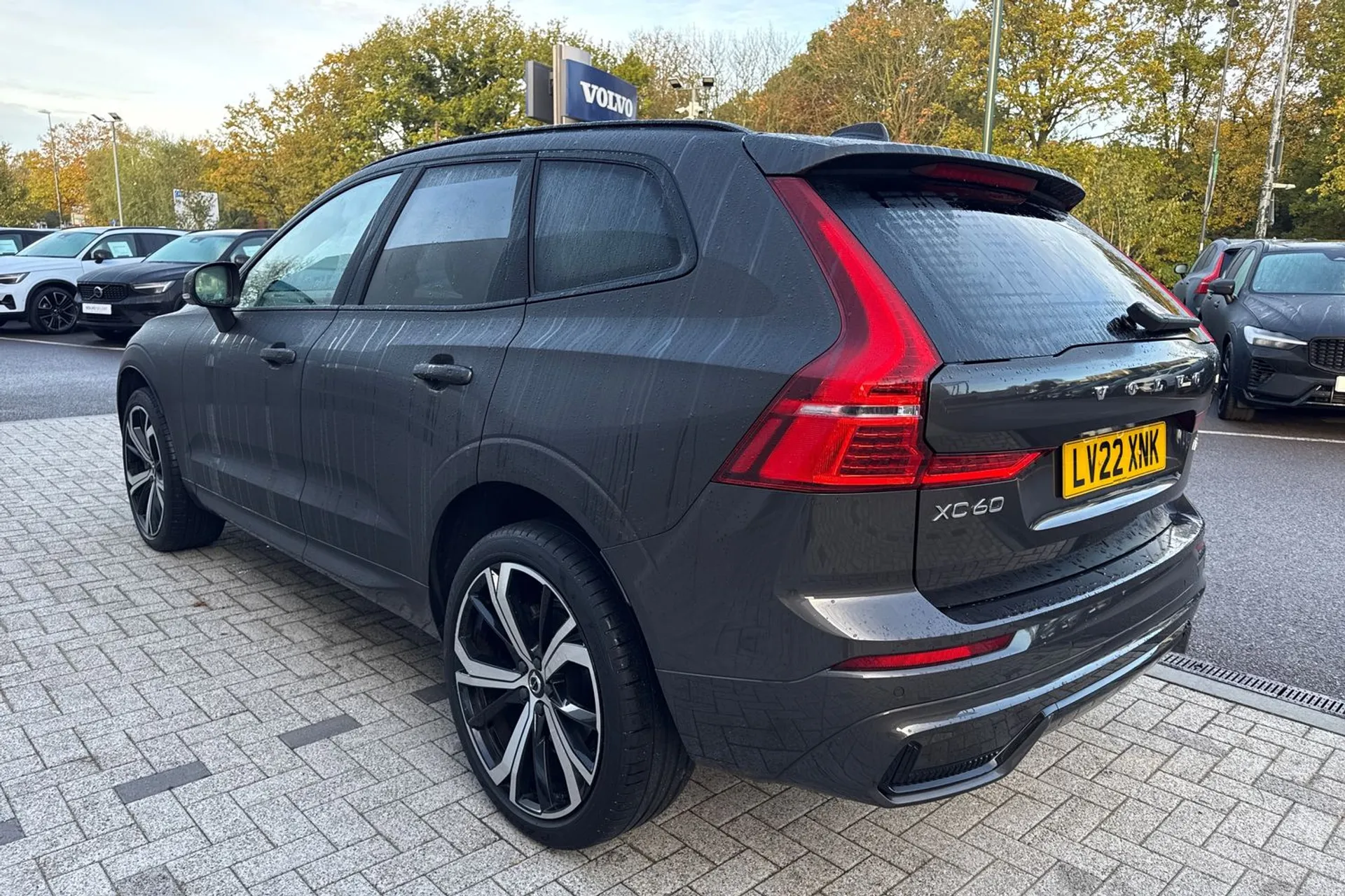 Volvo XC60 thumbnail image number 10