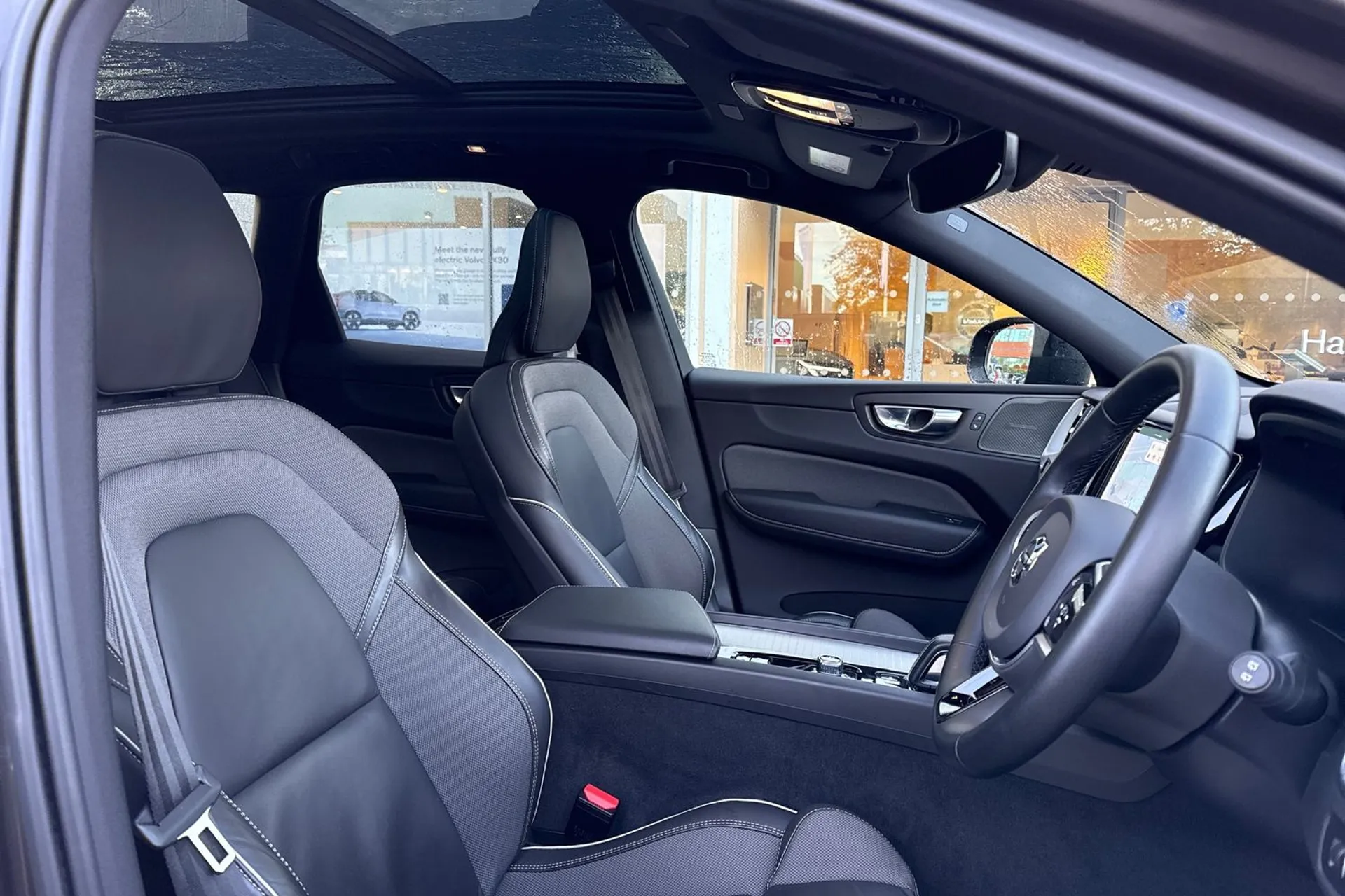 Volvo XC60 thumbnail image number 26