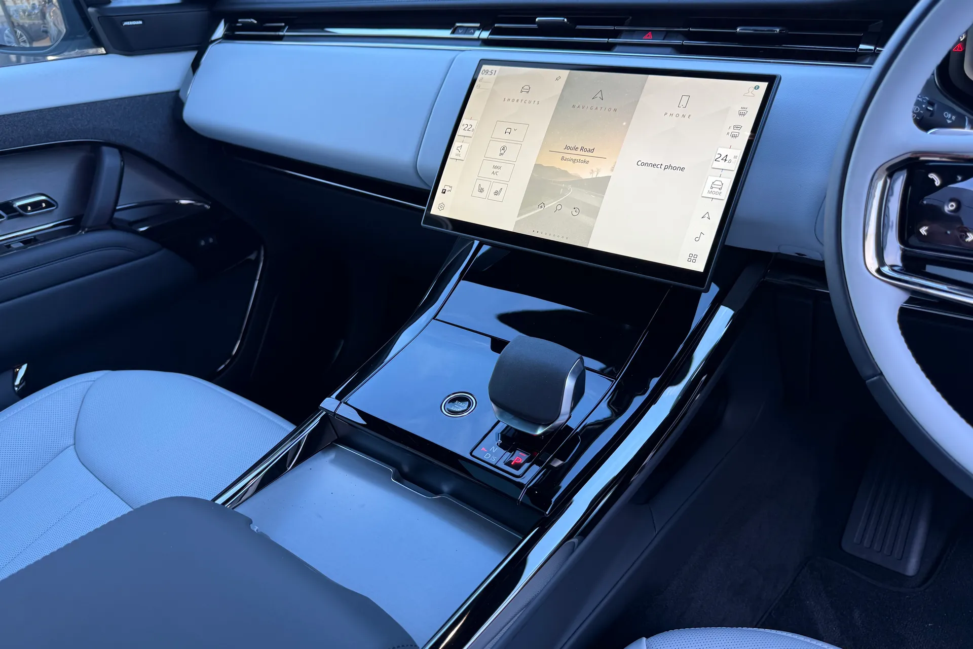 LAND ROVER RANGE ROVER SPORT thumbnail image number 13