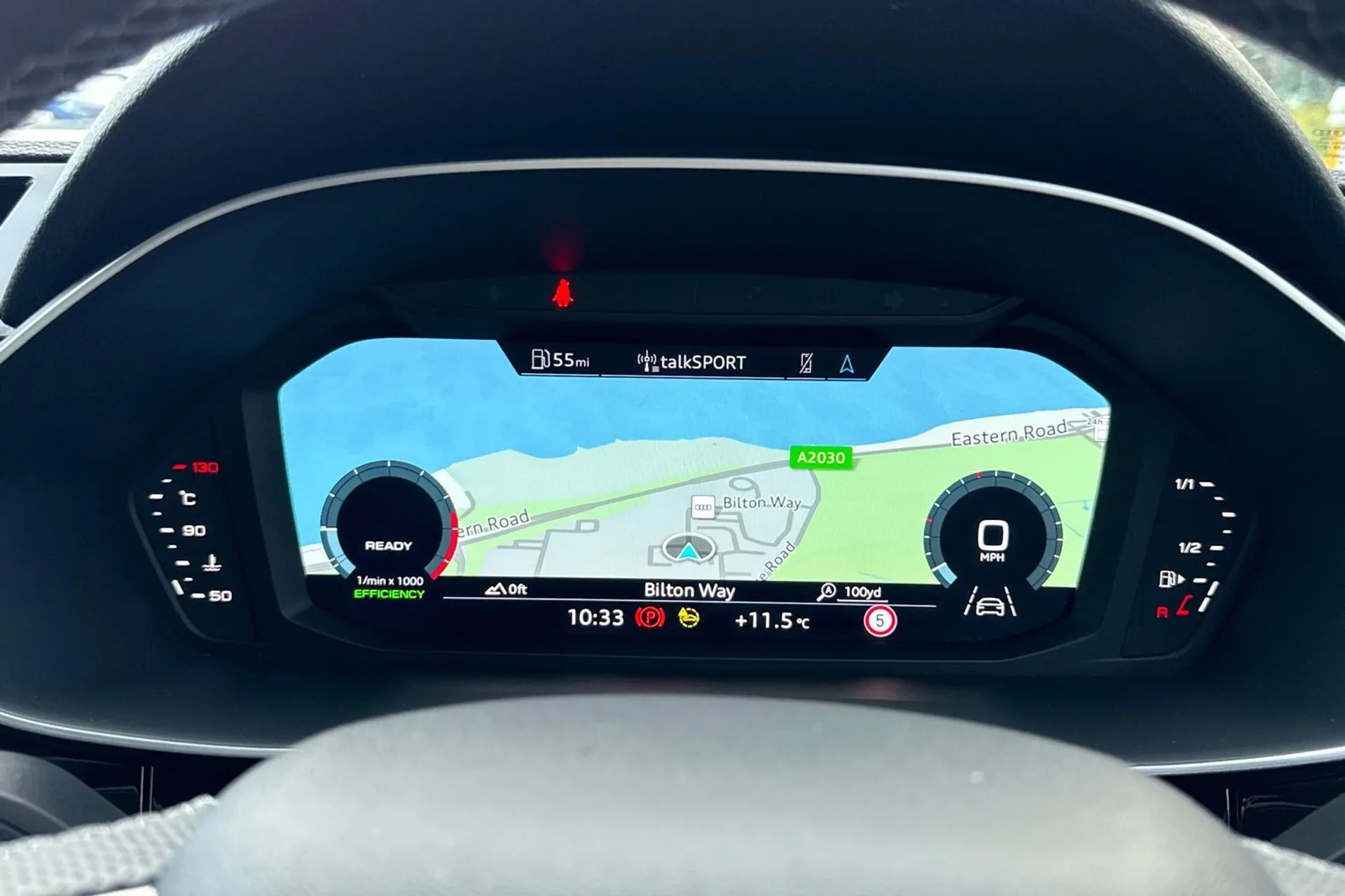 Audi Q3 thumbnail image number 22