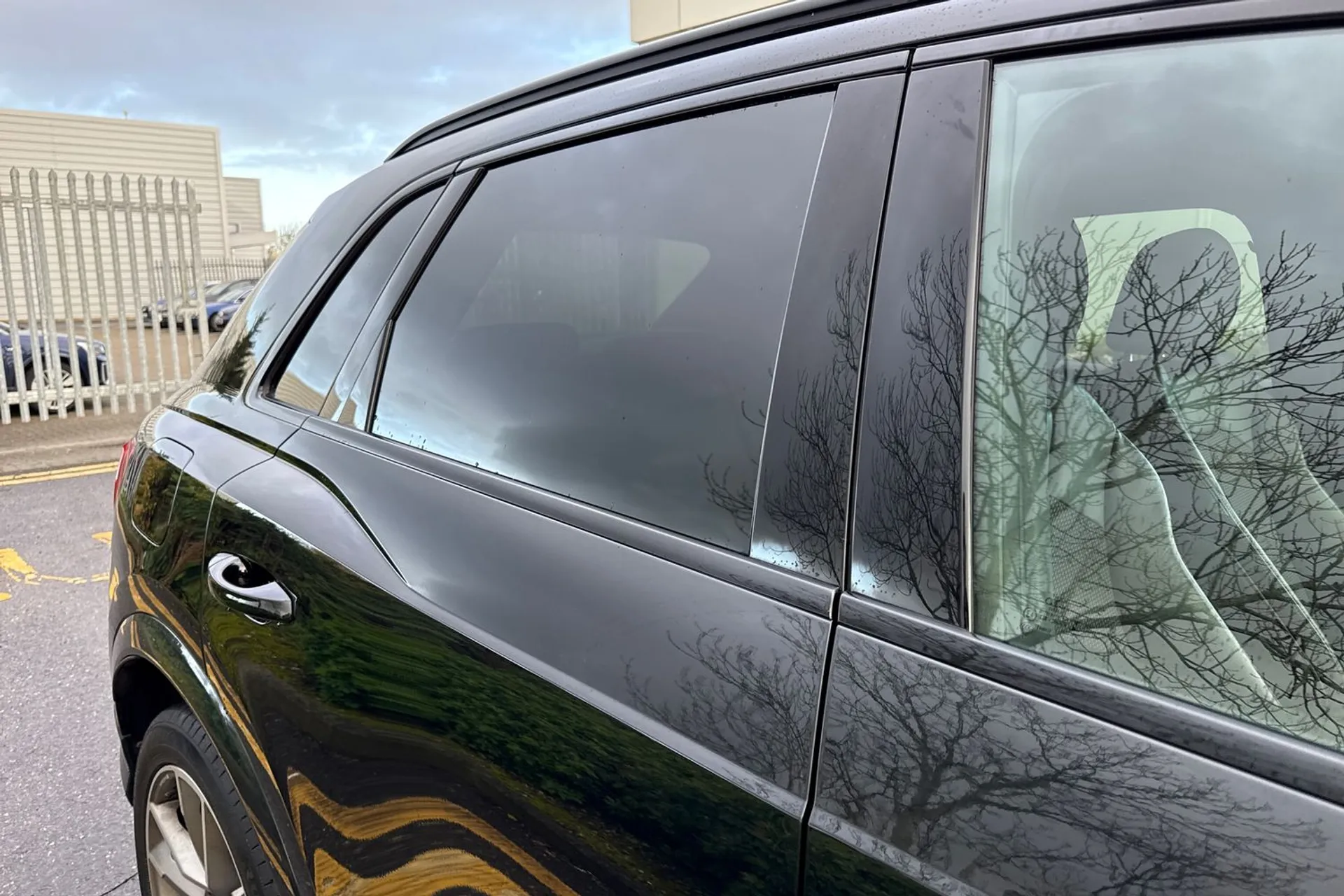 Audi Q3 thumbnail image number 13