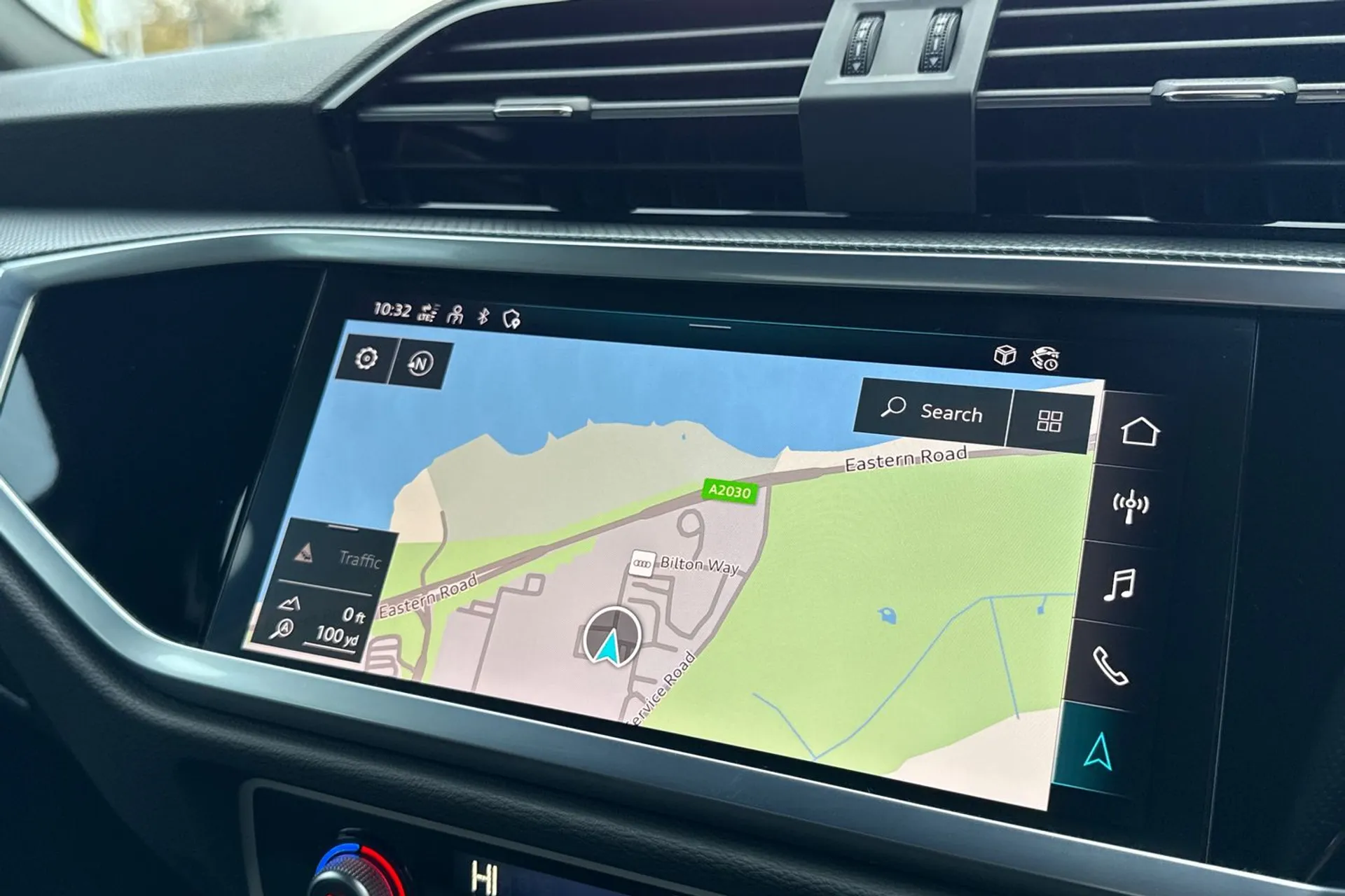 Audi Q3 thumbnail image number 4