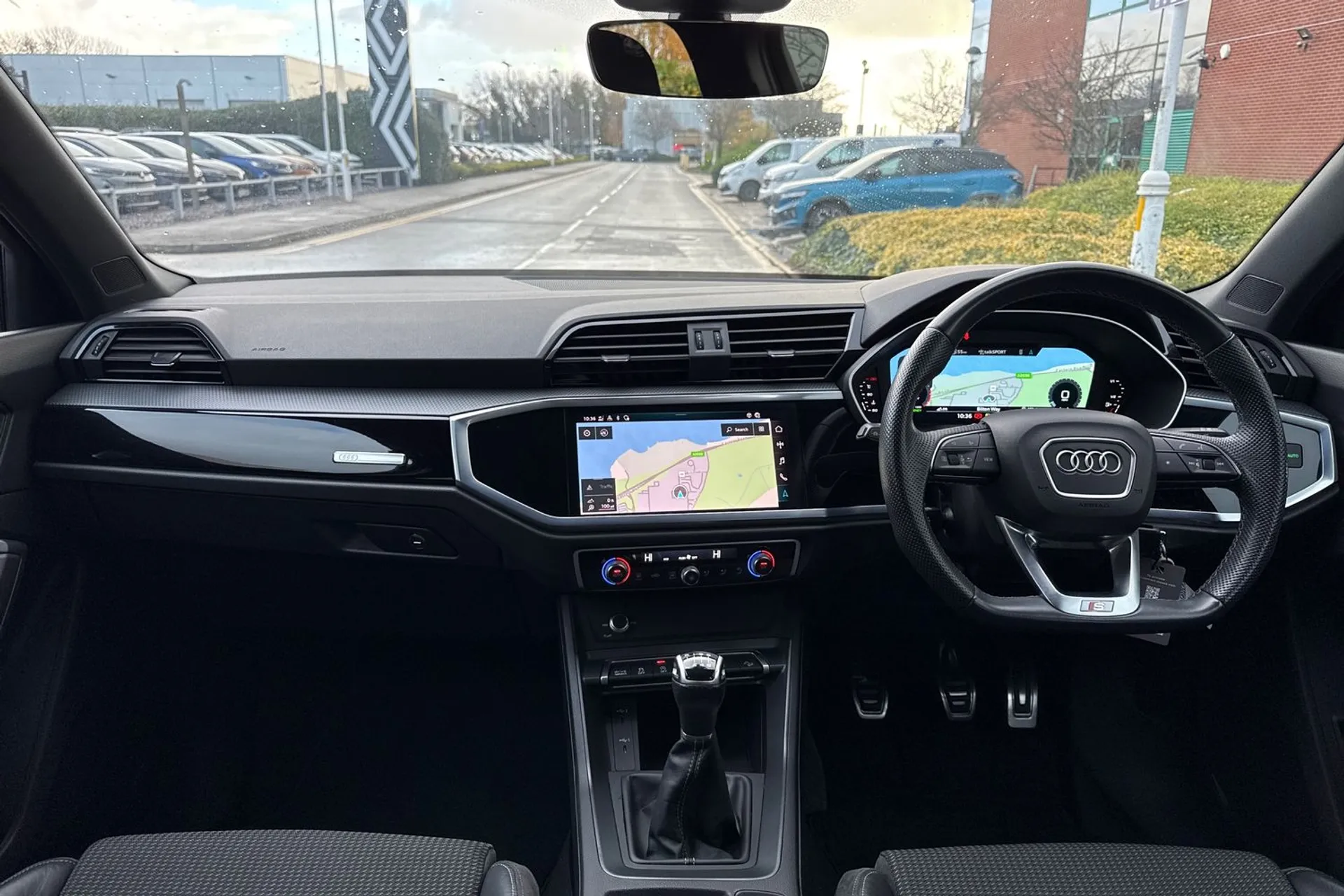 Audi Q3 thumbnail image number 3