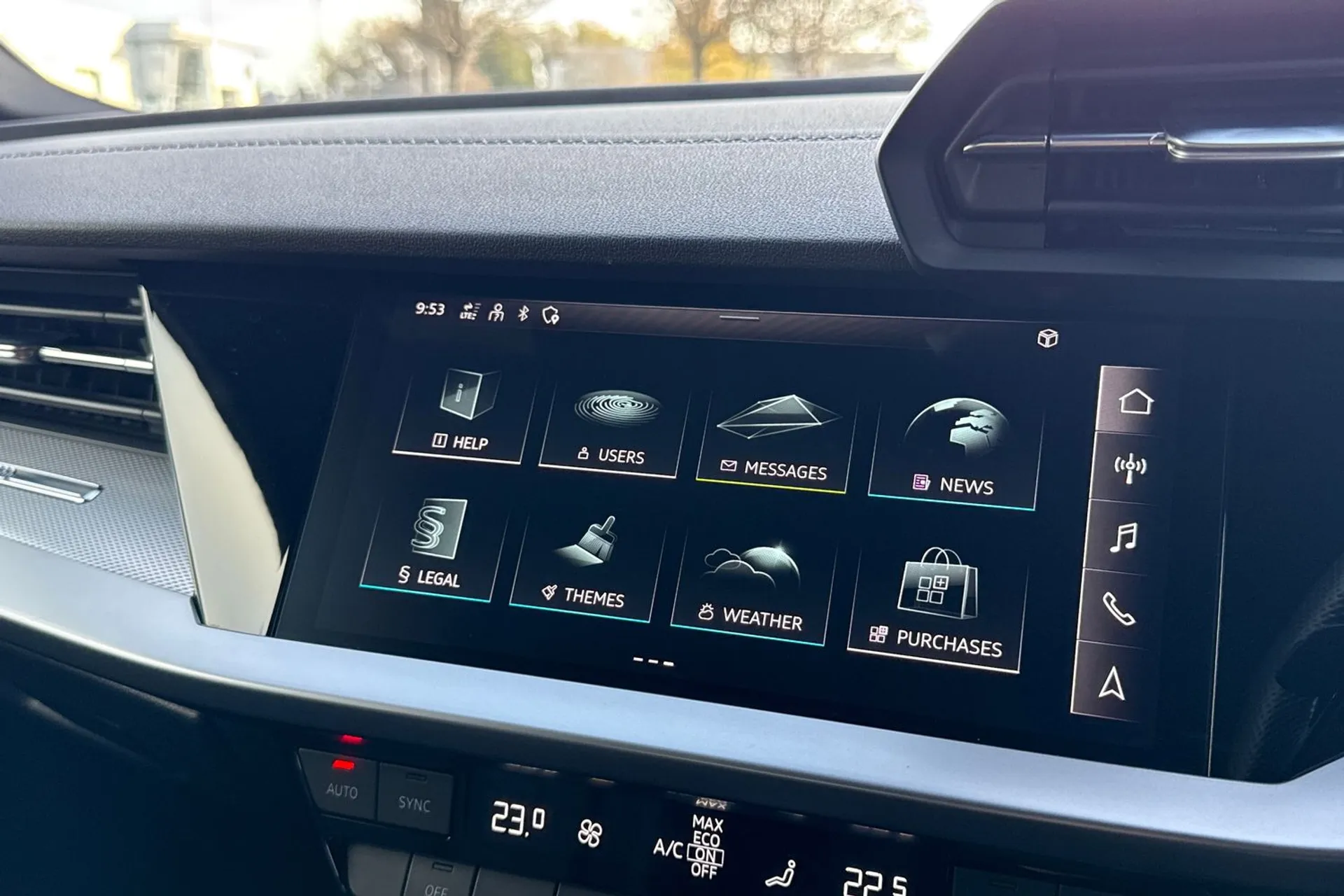 Audi A3 thumbnail image number 31