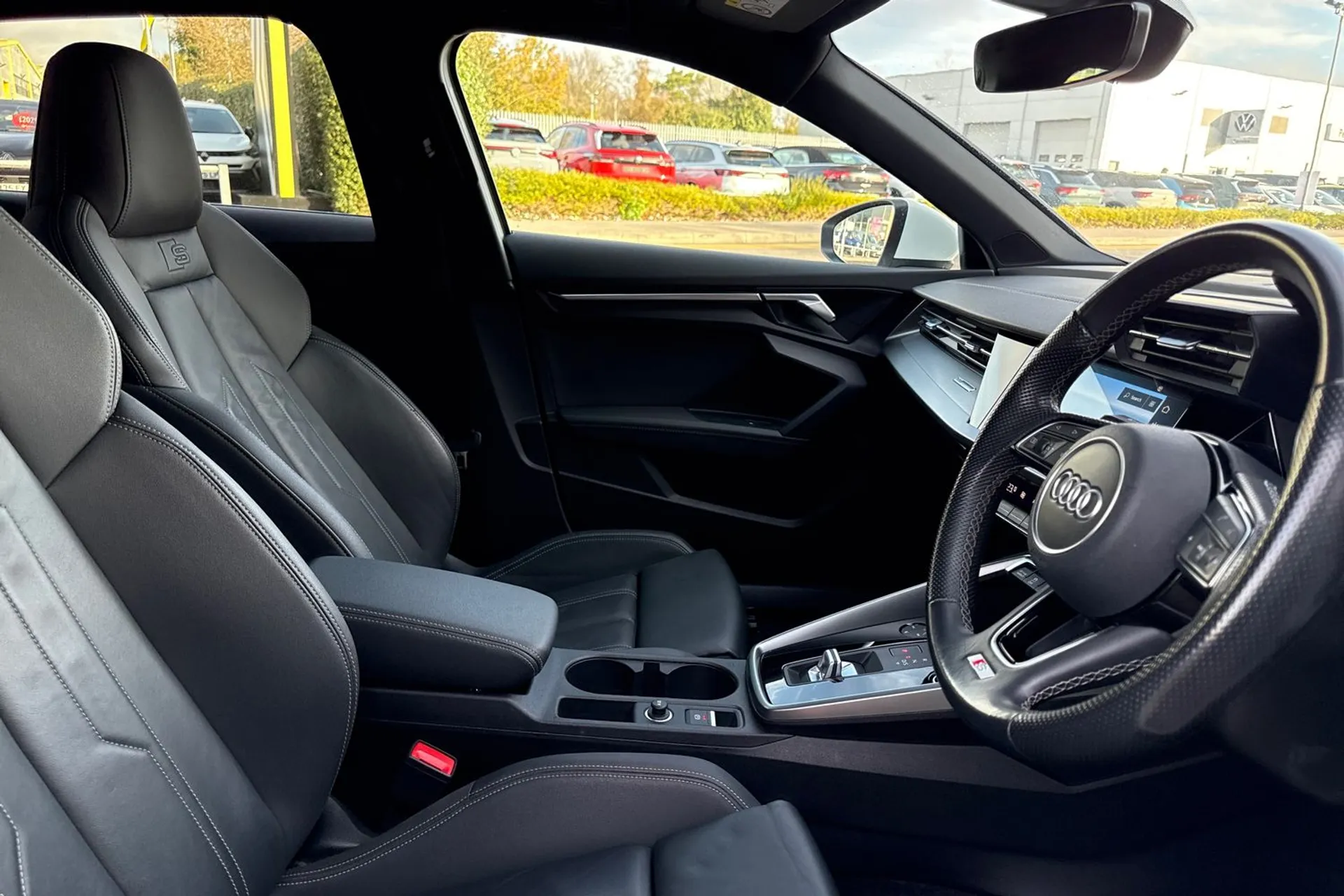 Audi A3 thumbnail image number 32