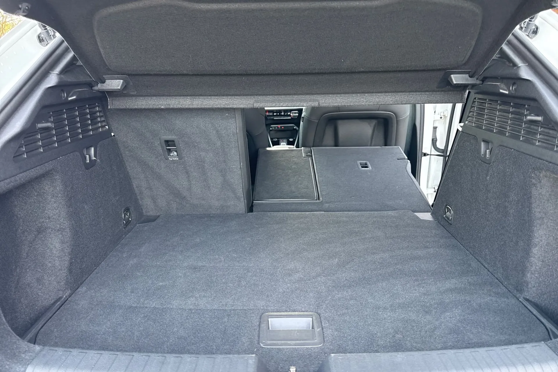 Audi A3 thumbnail image number 26