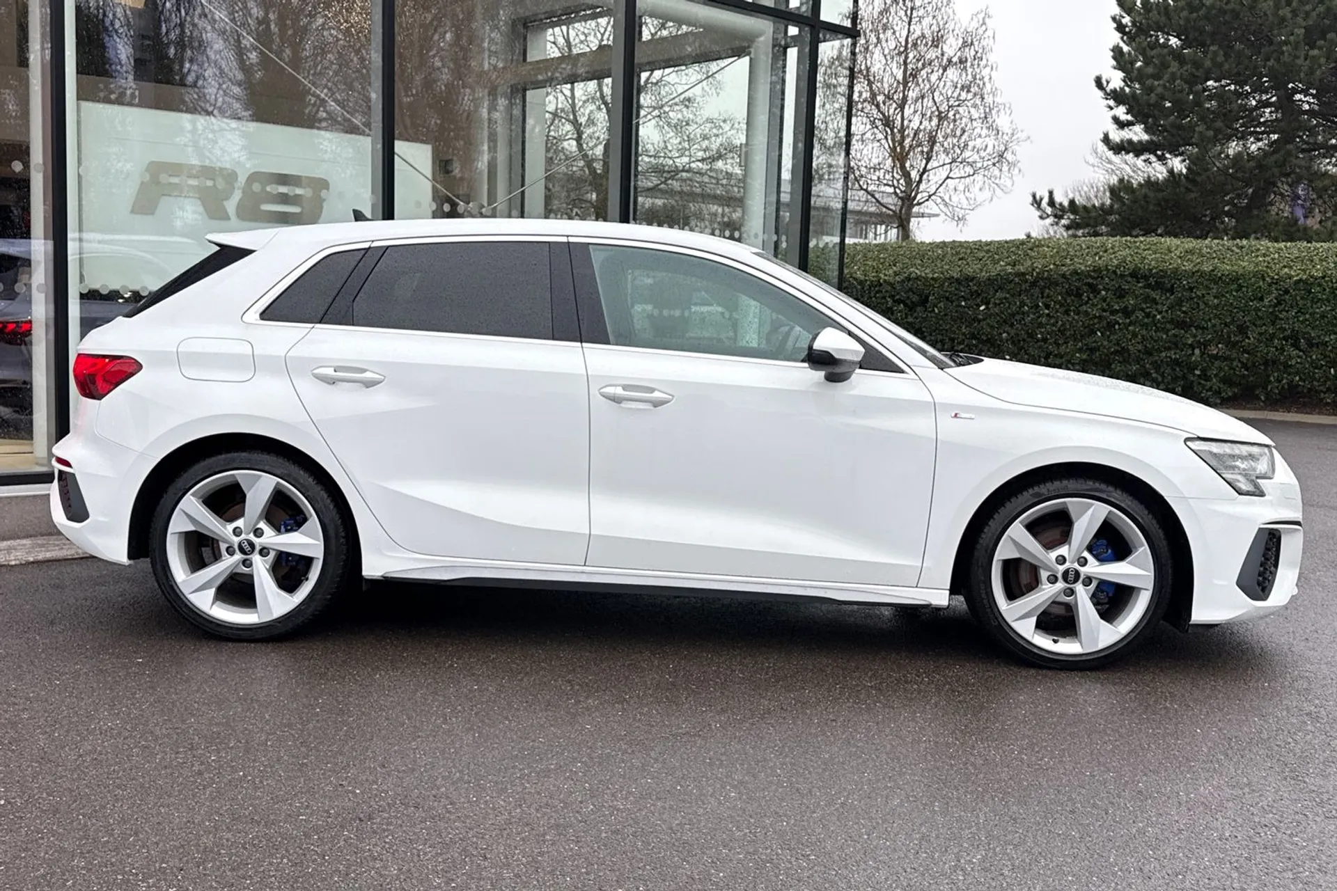 Audi A3 thumbnail image number 2