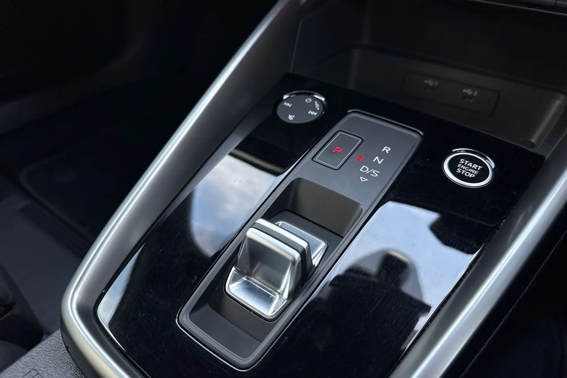 Audi A3 thumbnail image number 35