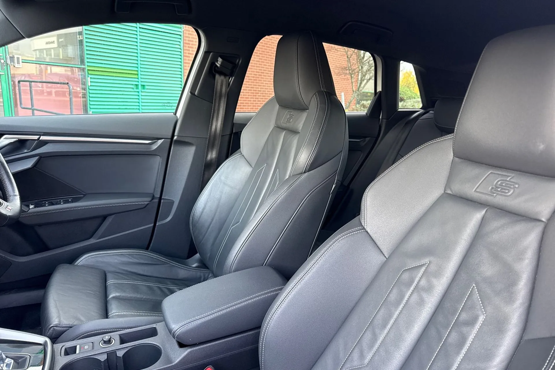 Audi A3 thumbnail image number 37