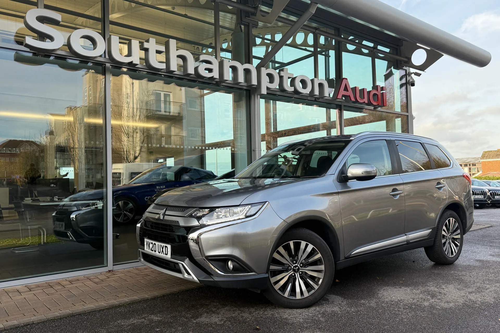 MITSUBISHI OUTLANDER thumbnail image number 59