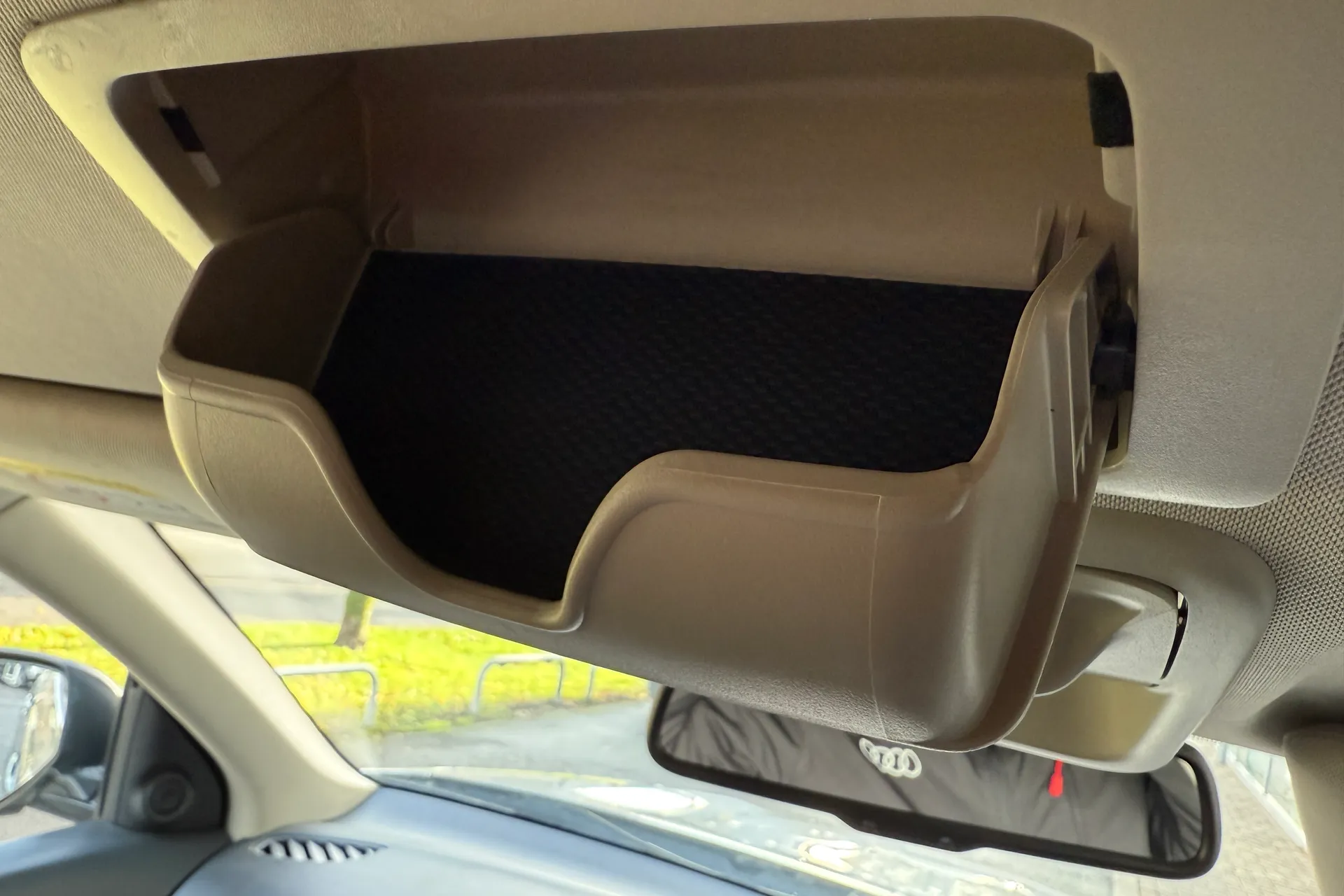 MITSUBISHI OUTLANDER thumbnail image number 27