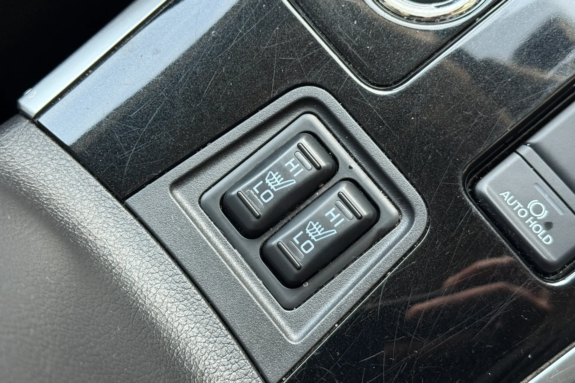 MITSUBISHI OUTLANDER thumbnail image number 5