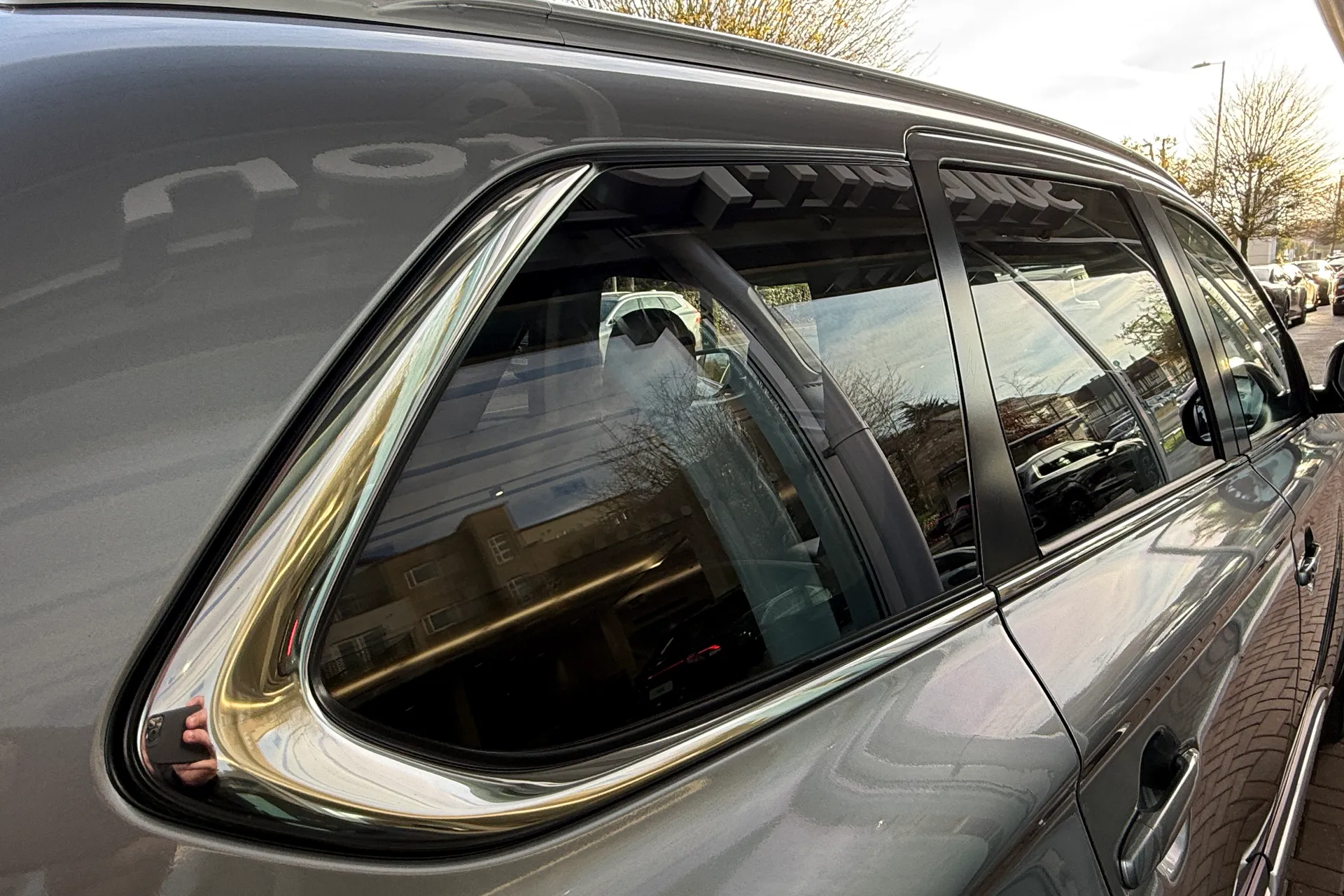 MITSUBISHI OUTLANDER thumbnail image number 35