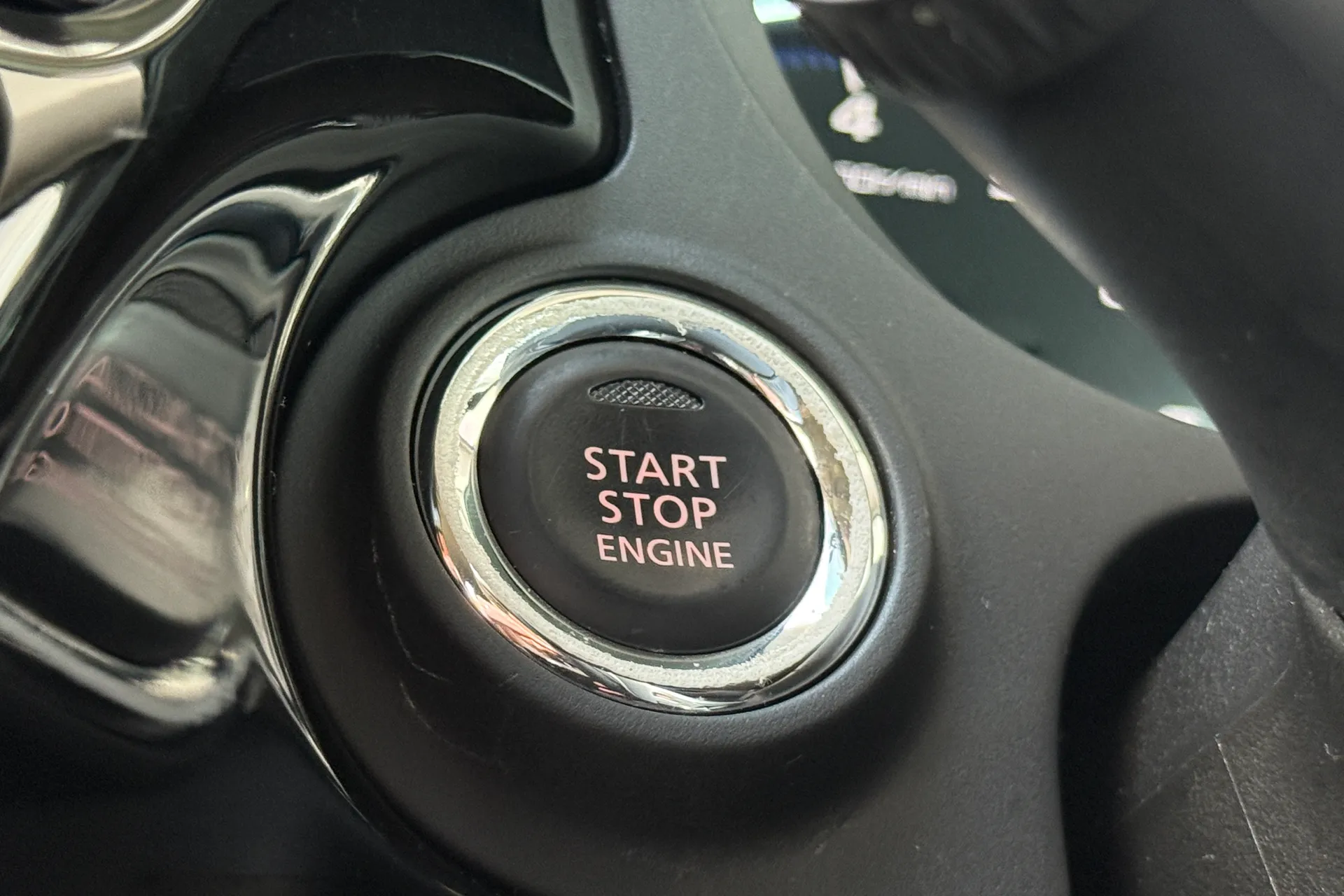 MITSUBISHI OUTLANDER thumbnail image number 18