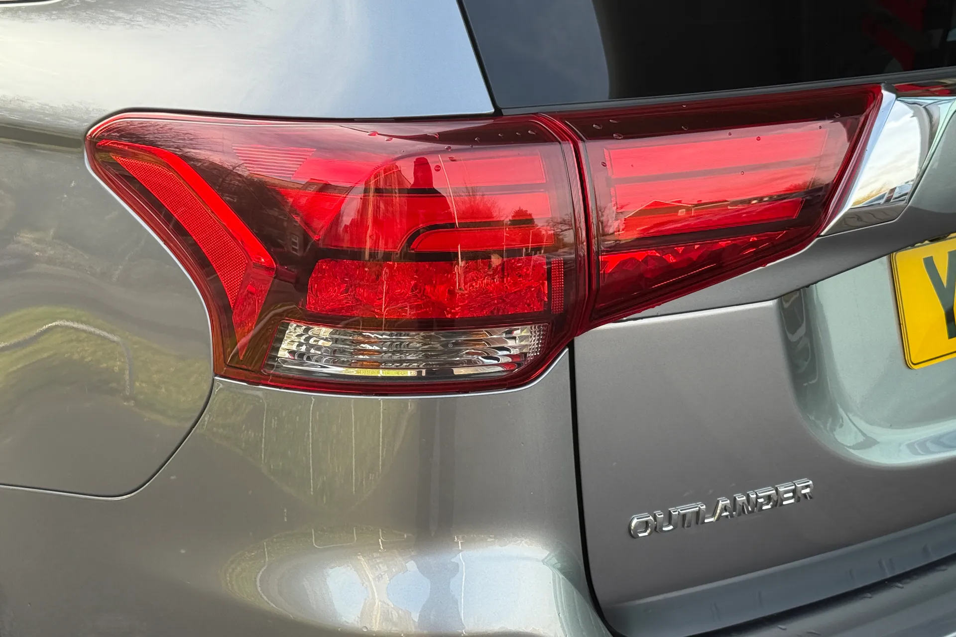 MITSUBISHI OUTLANDER thumbnail image number 44