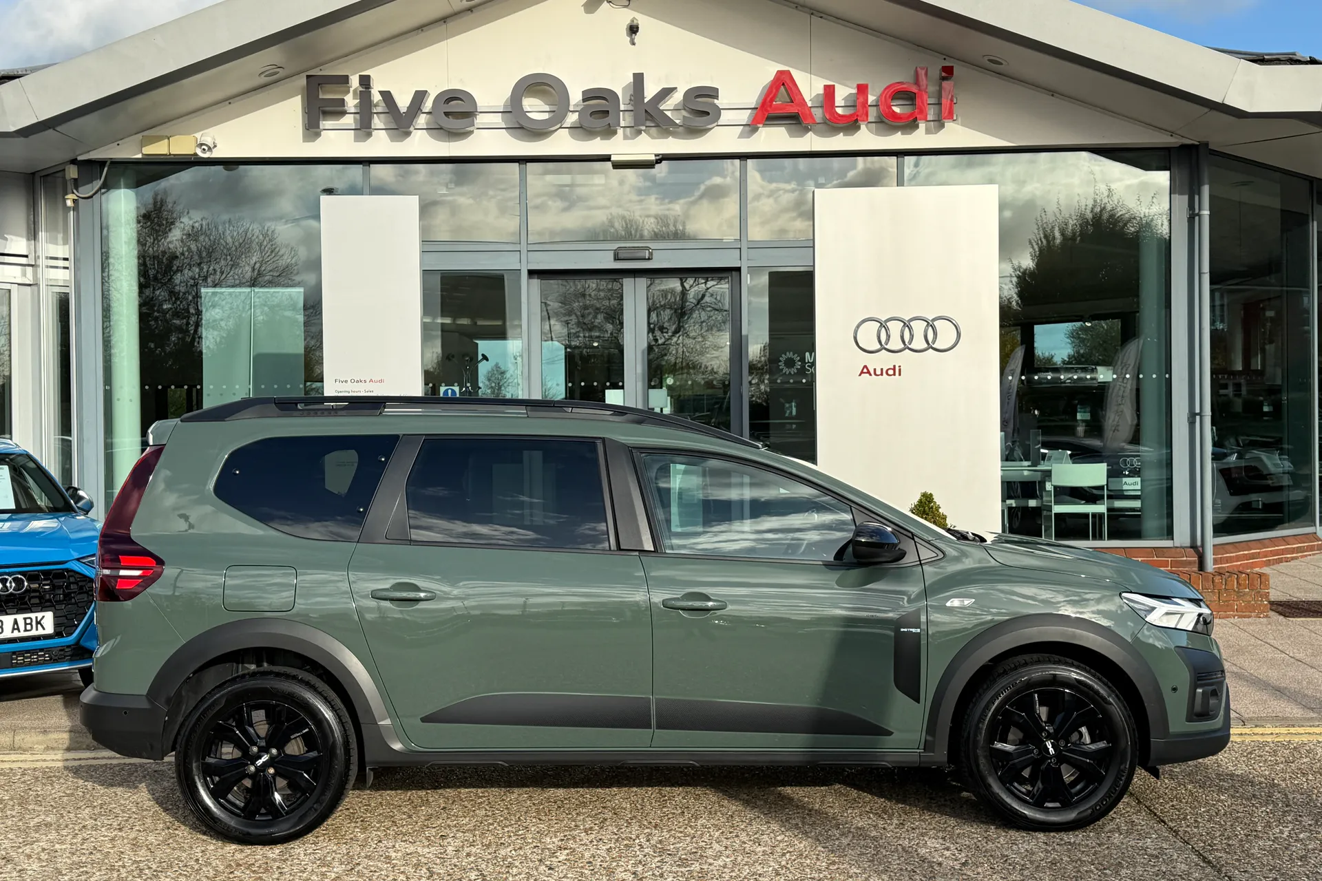 DACIA JOGGER thumbnail image number 2