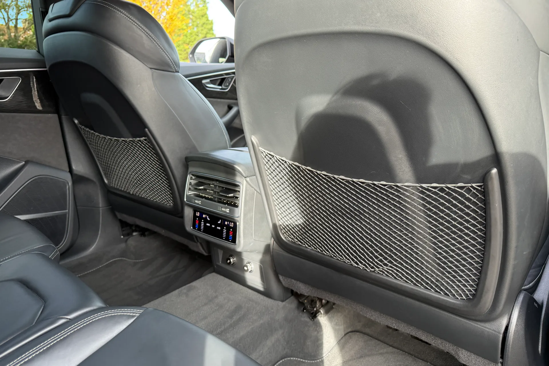 Audi Q8 thumbnail image number 50