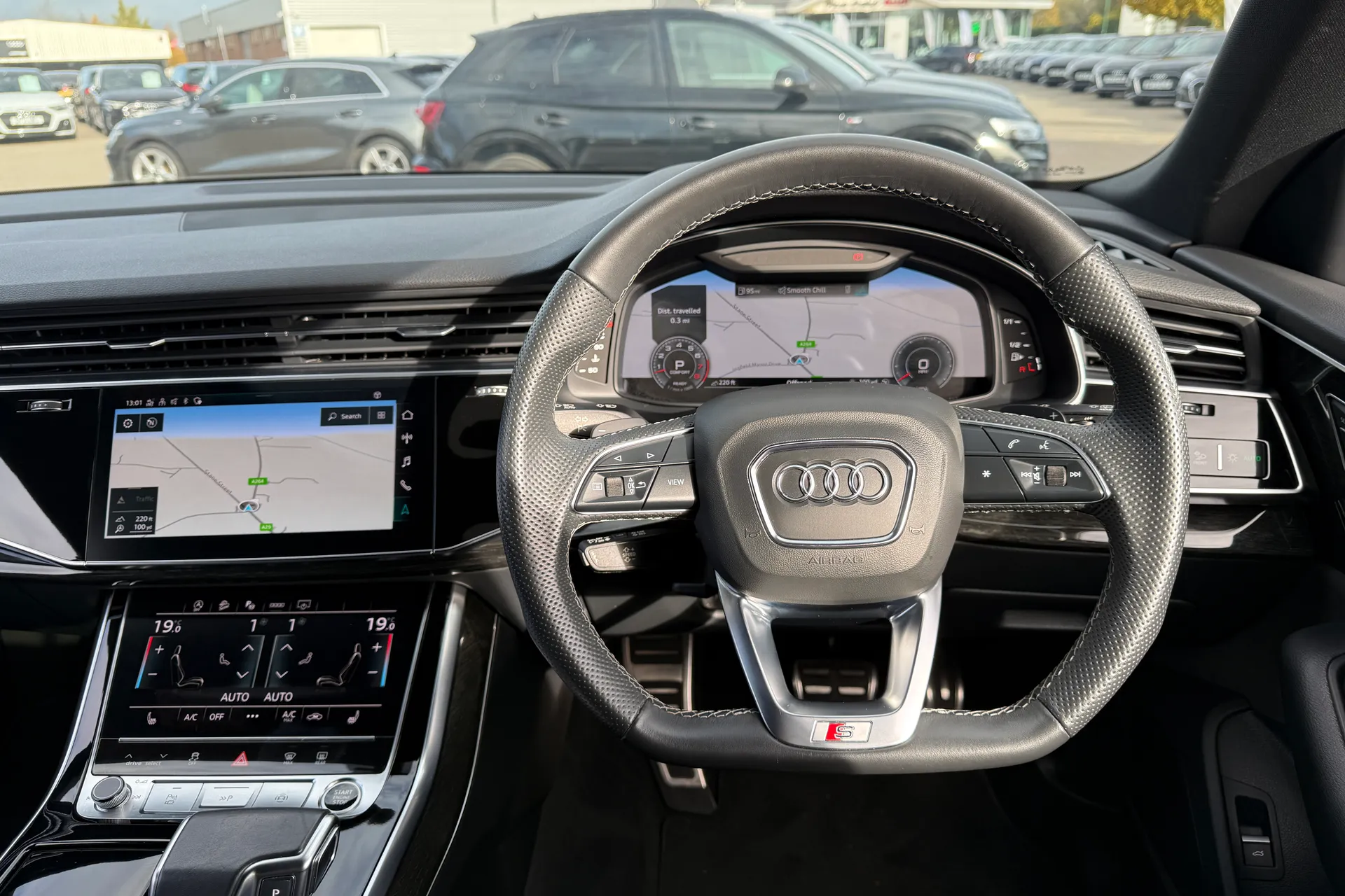 Audi Q8 thumbnail image number 6