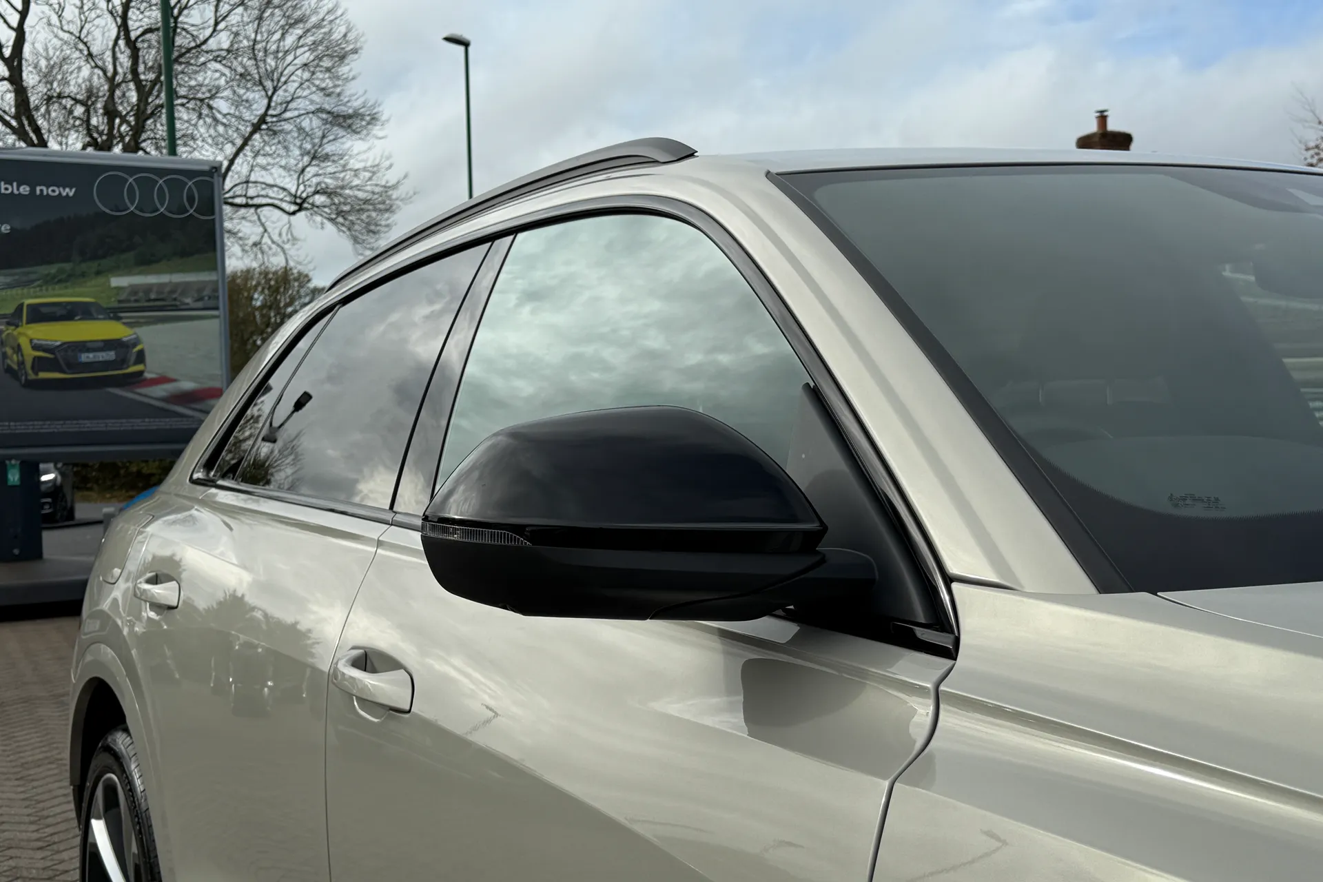 Audi Q8 thumbnail image number 53