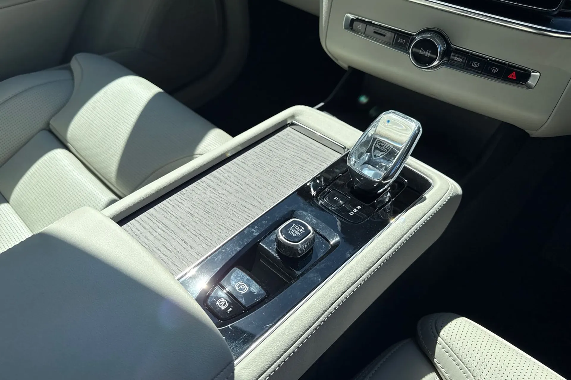 Volvo XC90 thumbnail image number 44