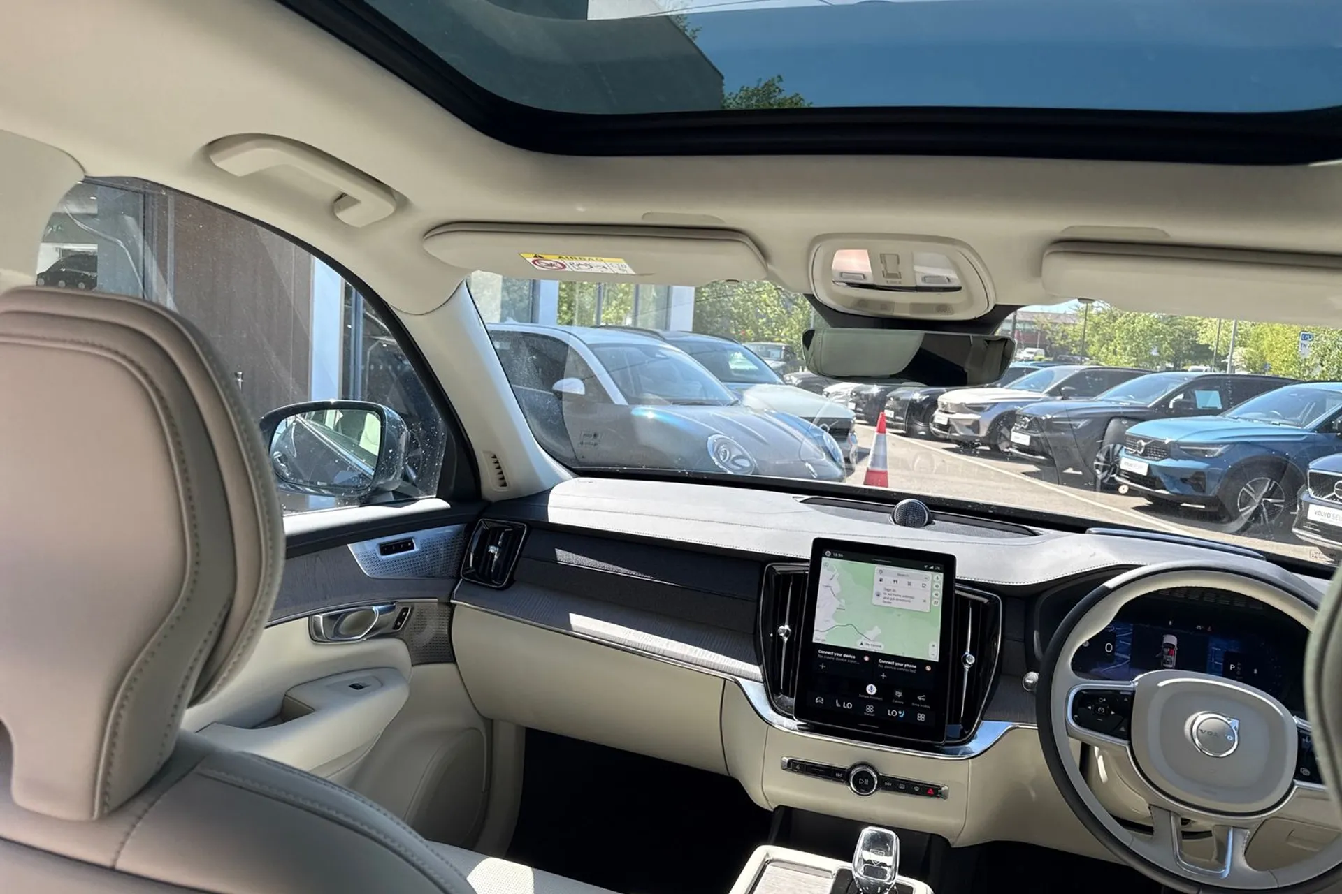 Volvo XC90 thumbnail image number 34