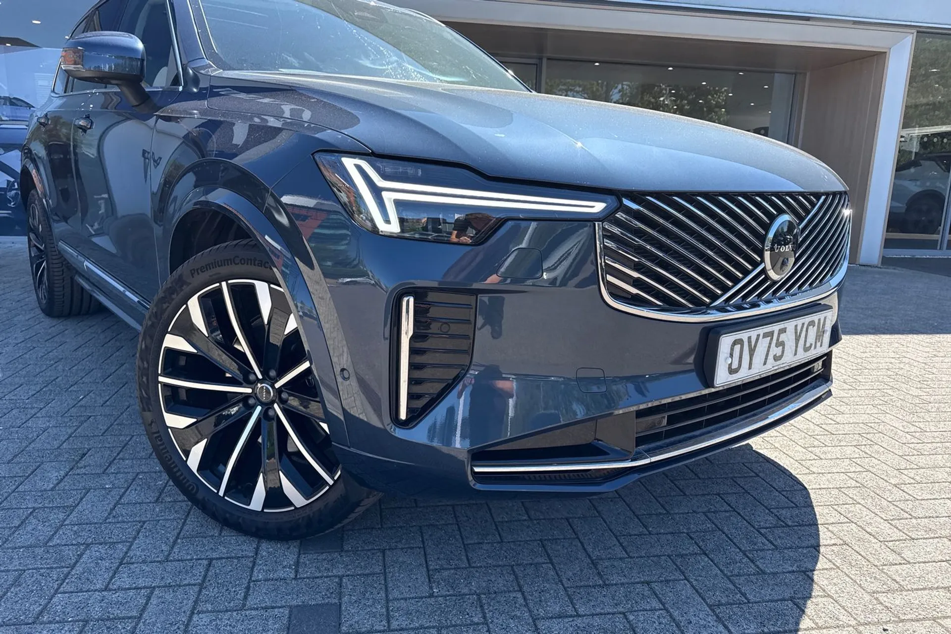 Volvo XC90 thumbnail image number 9