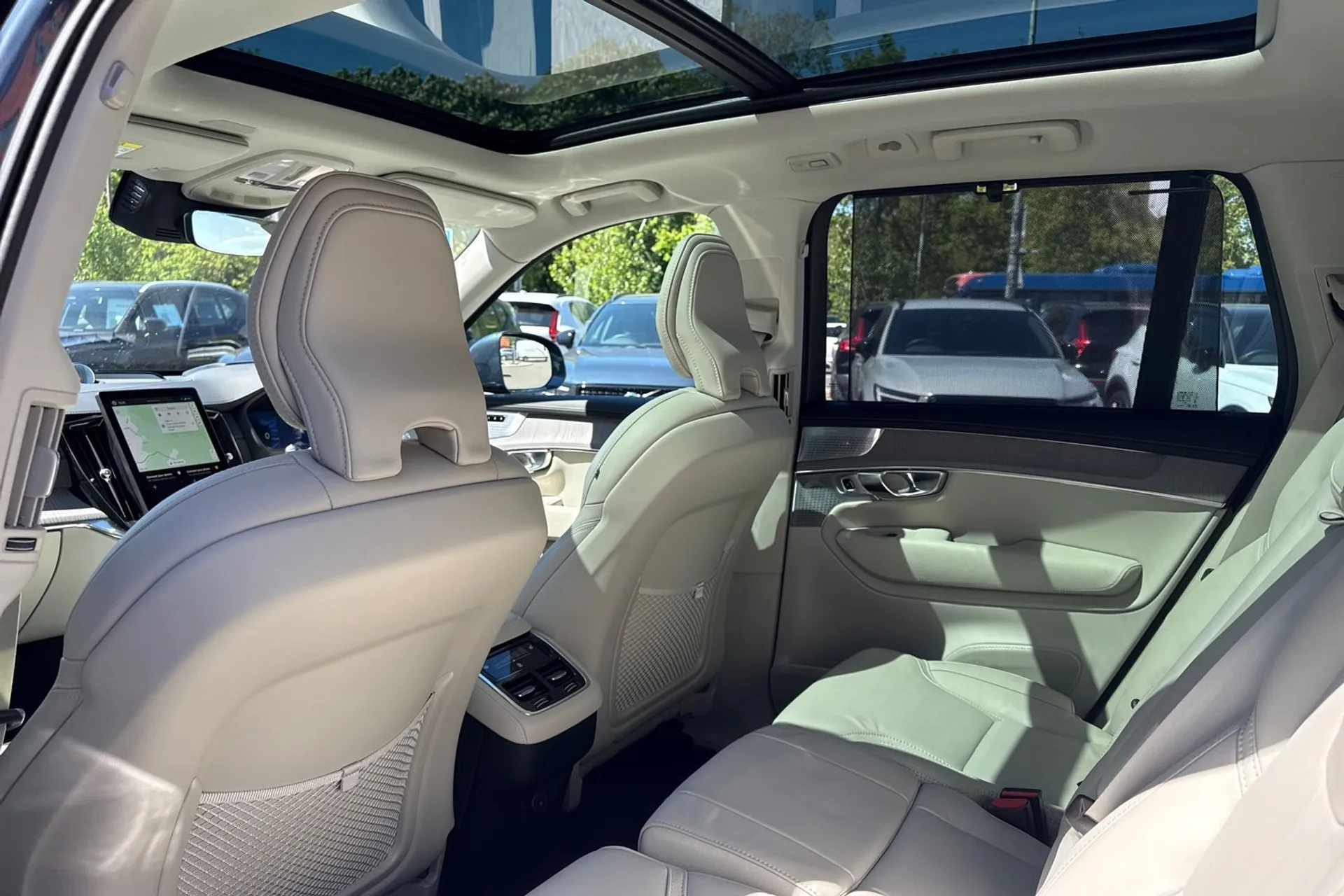 Volvo XC90 thumbnail image number 33