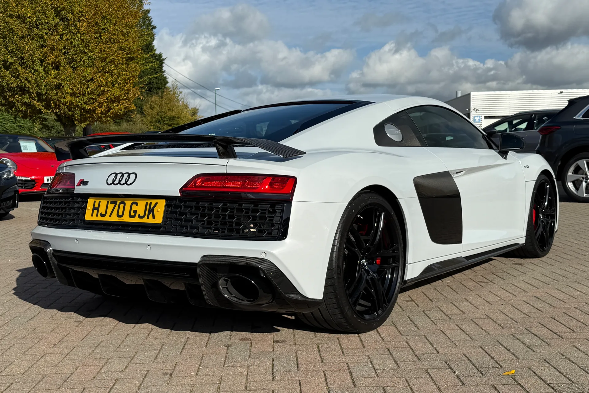 Audi R8 thumbnail image number 30
