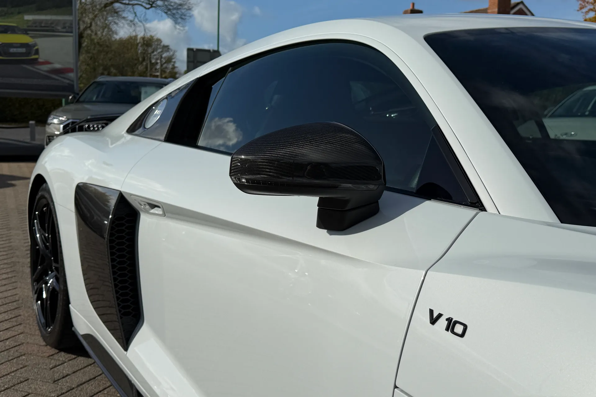 Audi R8 thumbnail image number 40