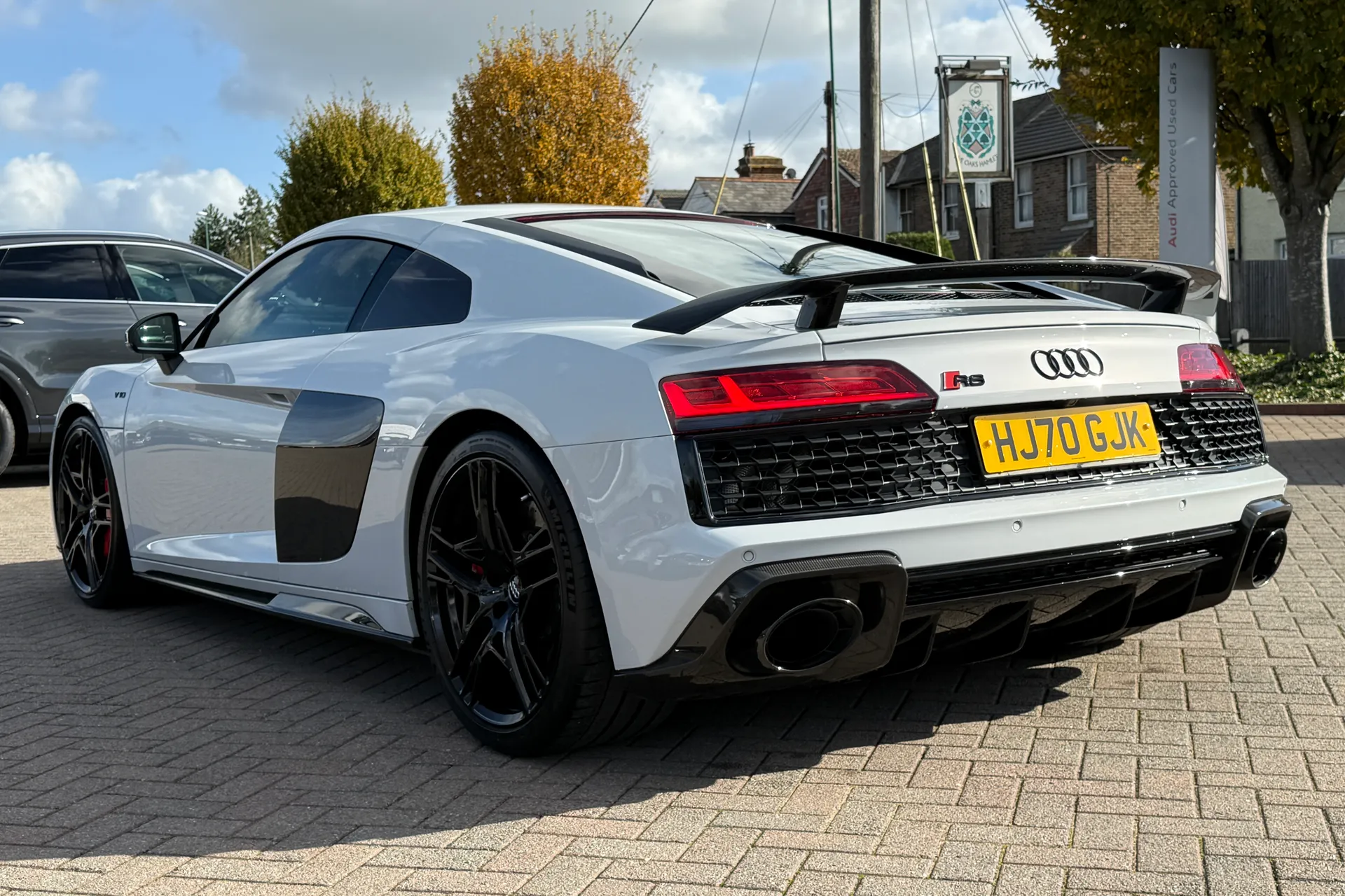 Audi R8 thumbnail image number 32