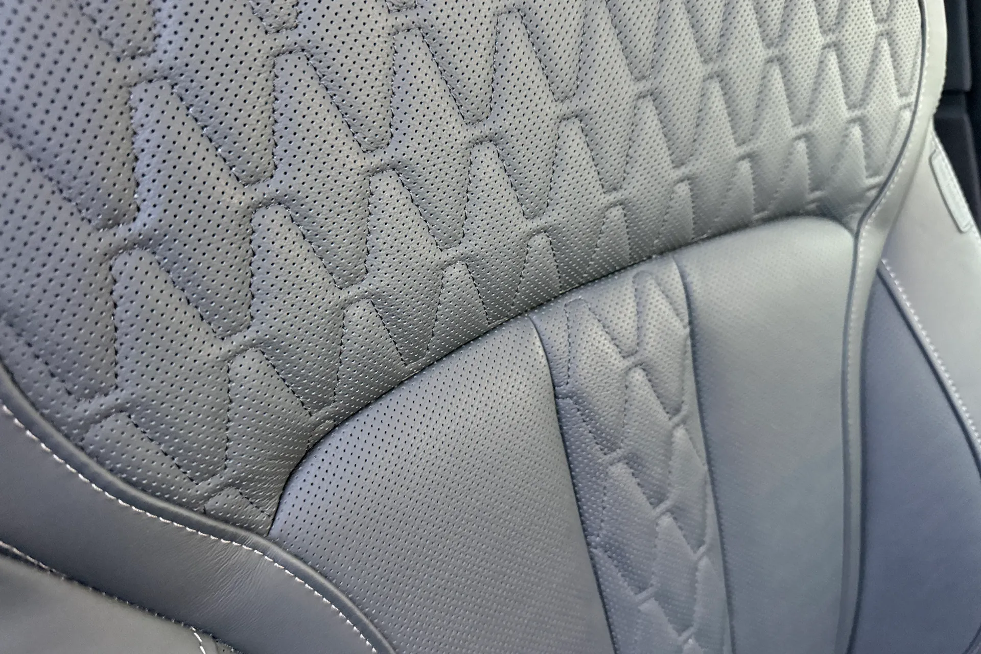 BMW X5 thumbnail image number 34