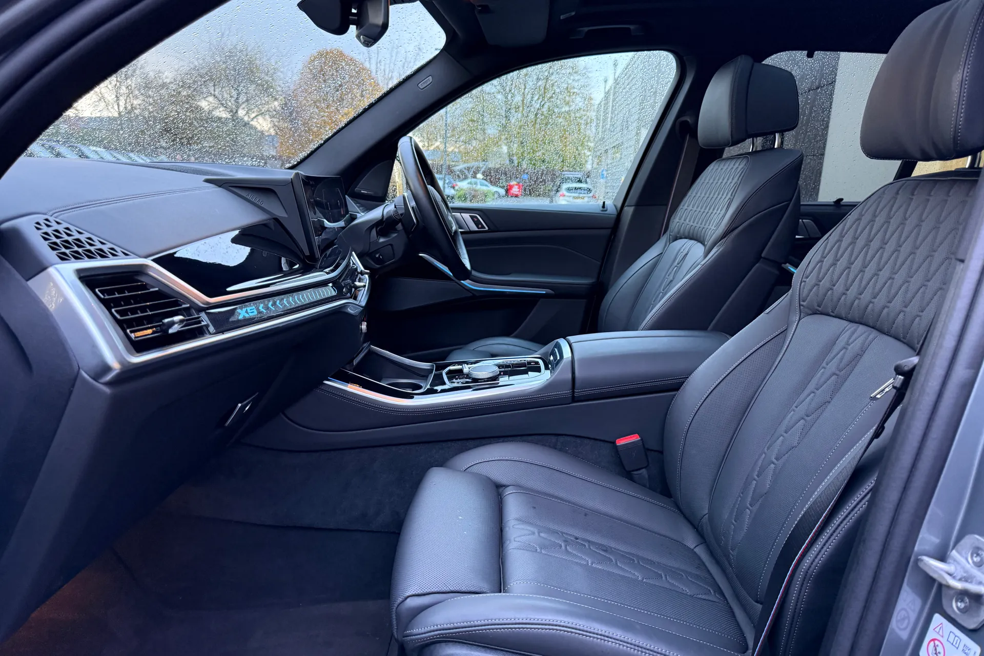 BMW X5 thumbnail image number 10